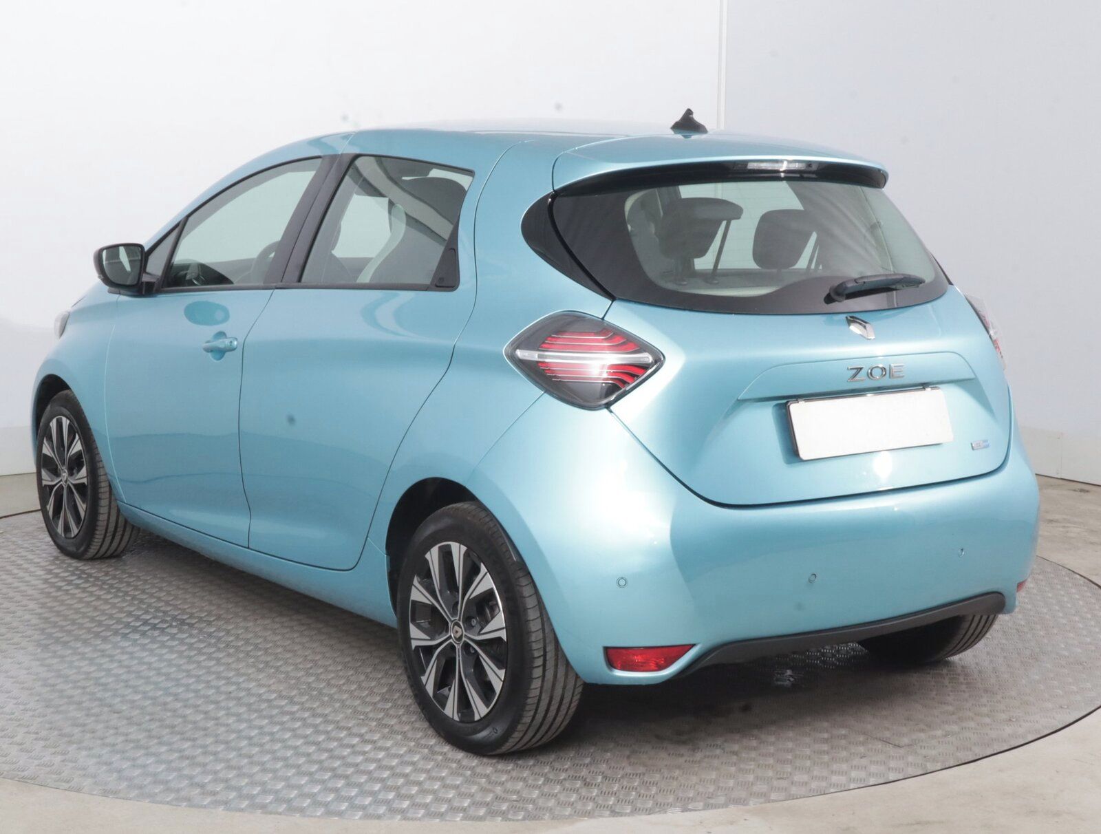 Renault ZOE, ZE50 R135, SoH 95%, Automat - fotka 4