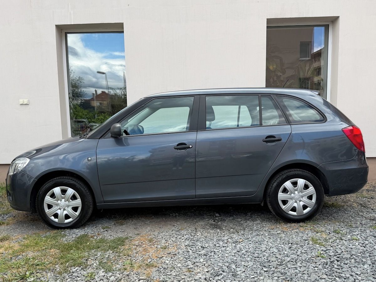 Škoda Fabia, 1.4 16v 63kW bez koroze, 1.maj - fotka 5