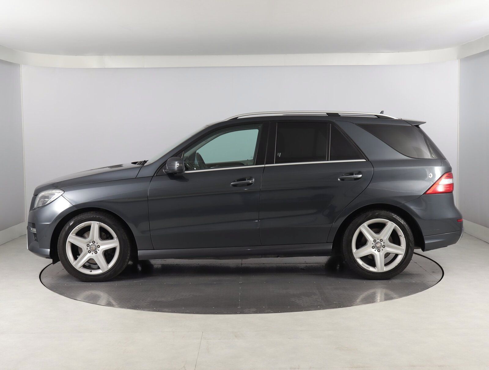 Mercedes-Benz Třídy M, ML 350 BlueTEC, 4X4, Automat - fotka 3