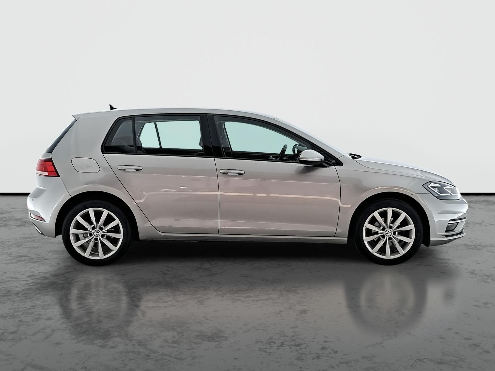 Volkswagen Golf, 1.0 TSI, Comfortline - fotka 6