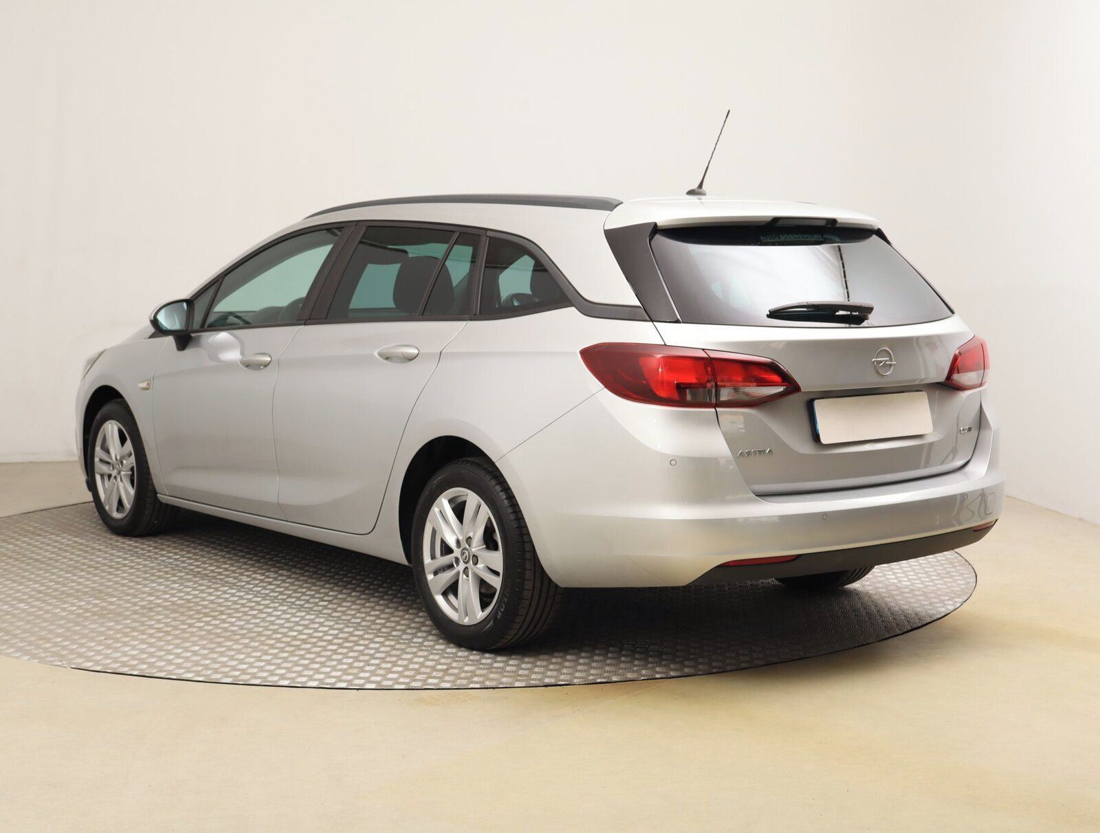 Opel Astra, 1.6 CDTI, Serv.kniha, Klima - fotka 4