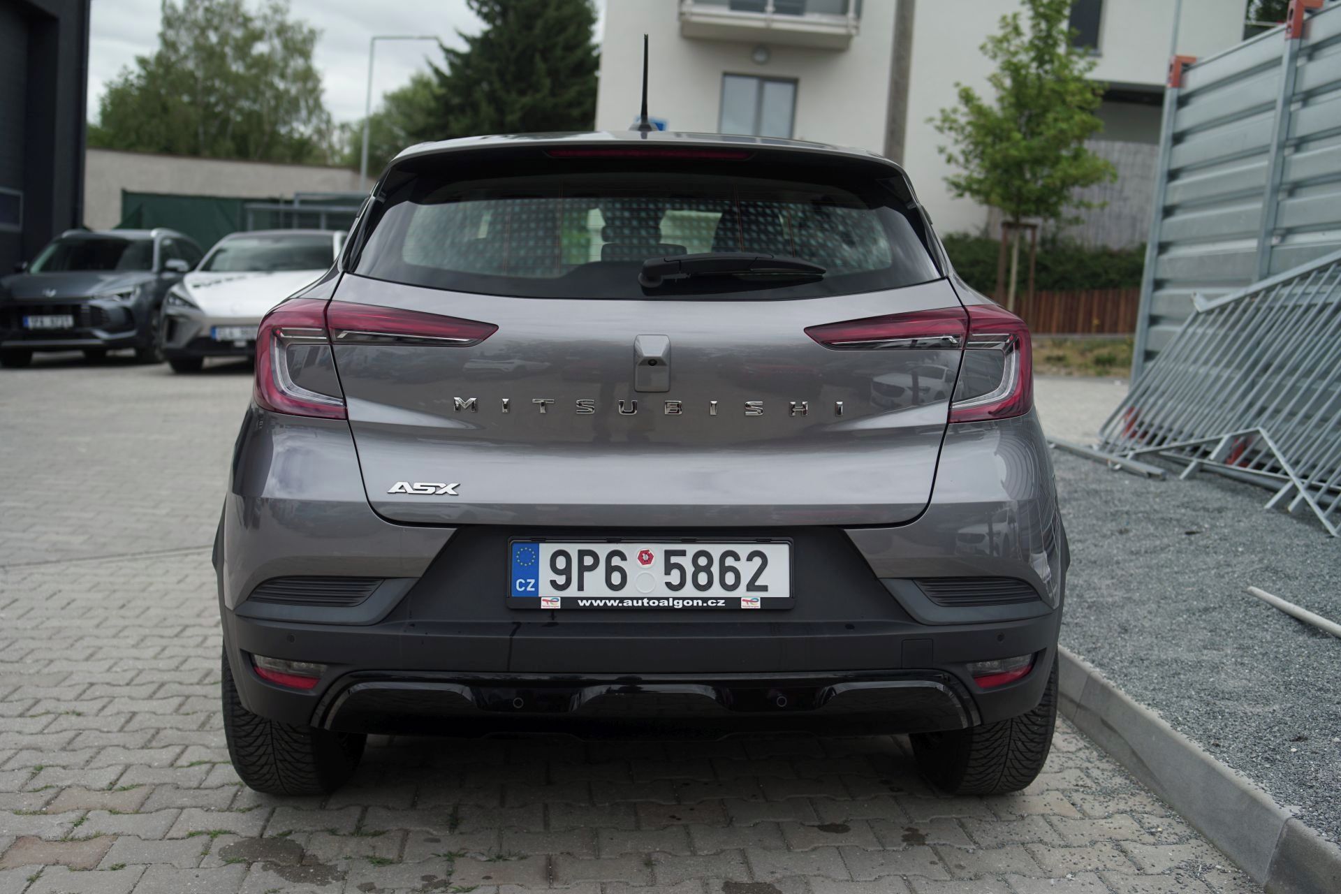 Mitsubishi ASX, Invite+ 1,3 Turbo 103kW MT6 - fotka 4