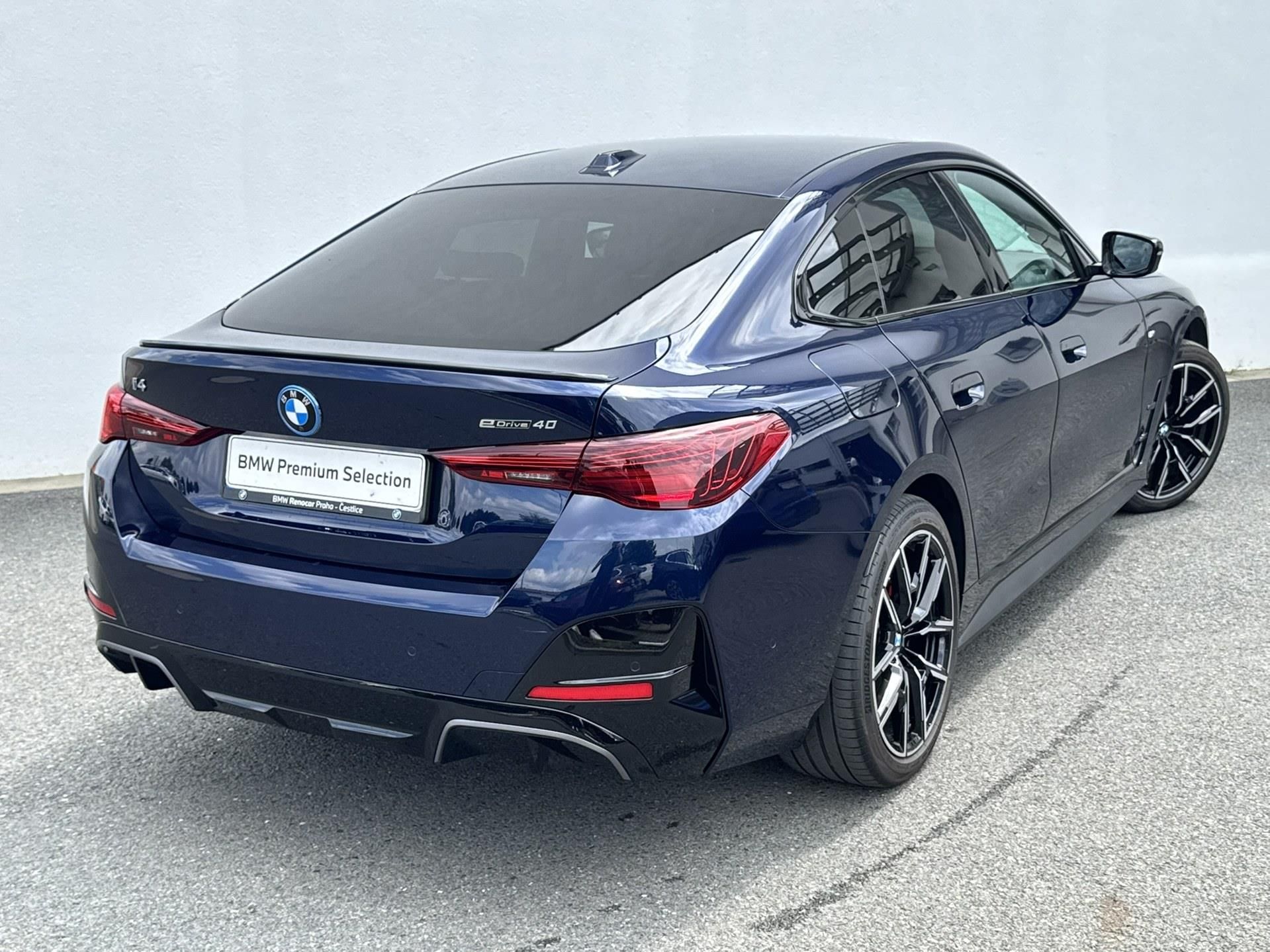 BMW i4, i4 eDrive40 Mpaket - fotka 2