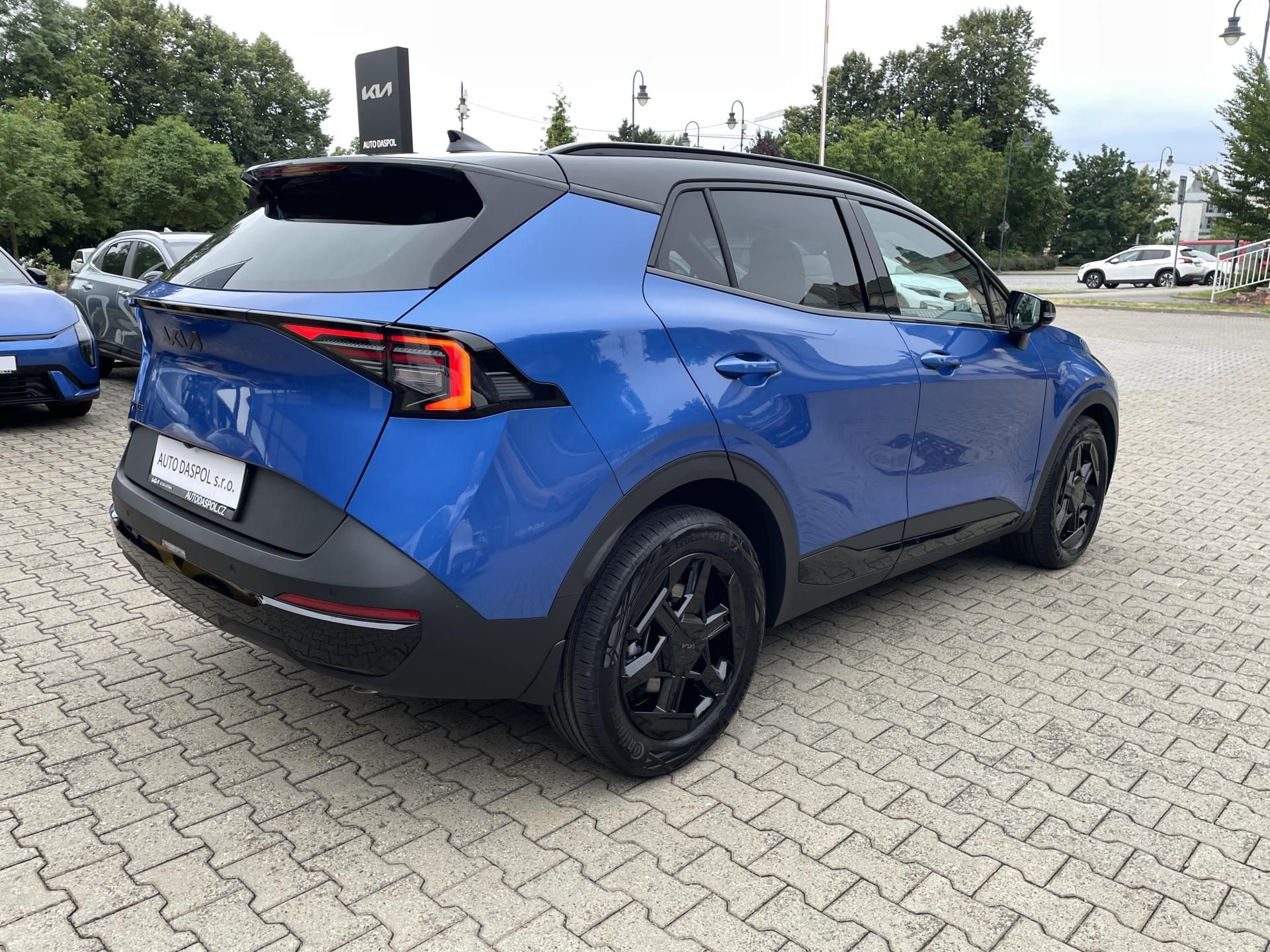 Kia Sportage, 4x2 BLACK EDITION 7DCT 110kW - fotka 3
