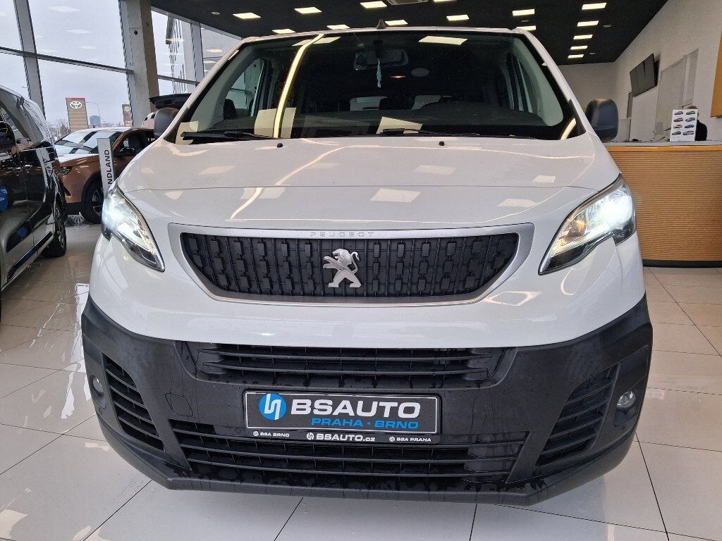 Peugeot Traveller, 2.0HDI 110kW 8 MÍST - fotka 2