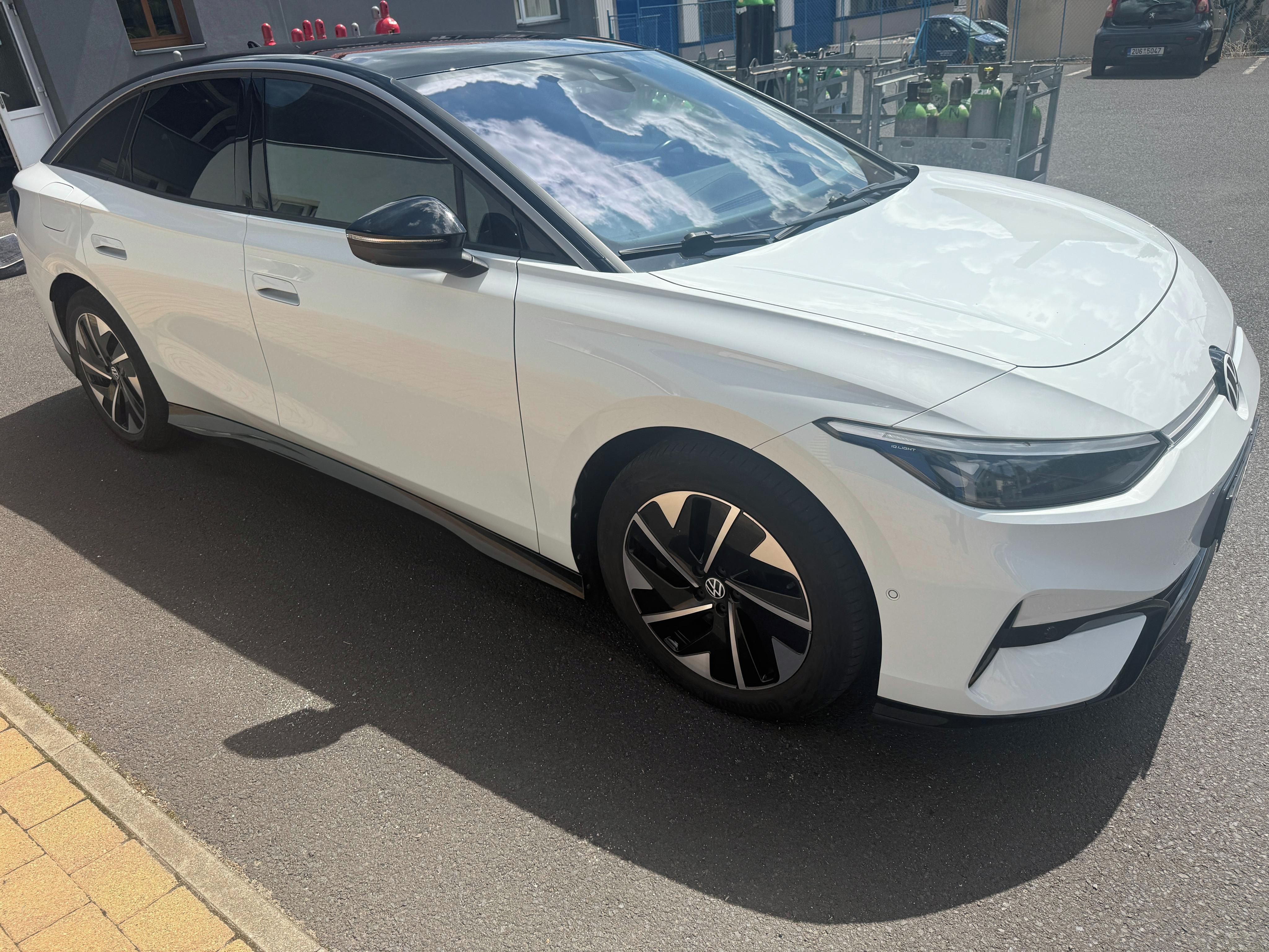 Volkswagen ID.7, Pro Masáž 360k HuD zimní gumy - fotka 6