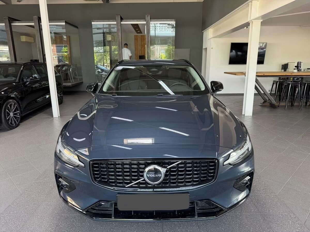 Volvo V60, B4 2.0 Plus Dark*Kůže*Kamera* - fotka 5