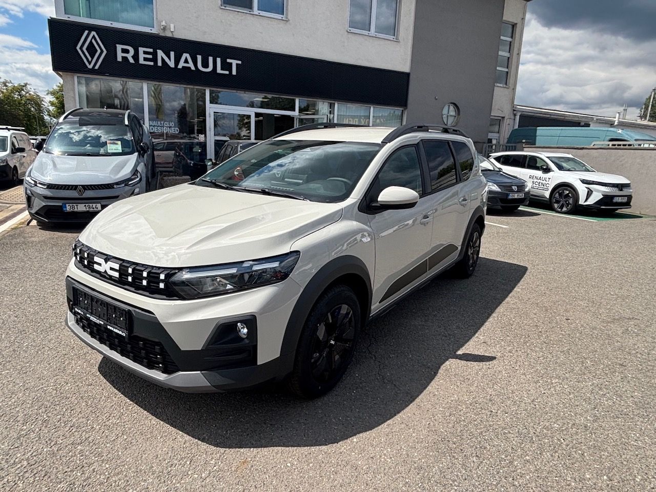 Dacia Jogger, Expression Eco-G 120 5 míst