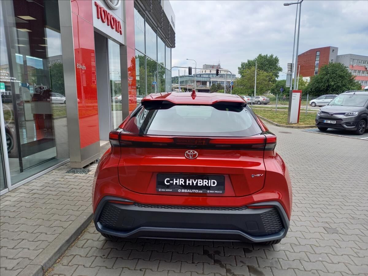 Toyota C-HR, 1,8 Comfort - fotka 5