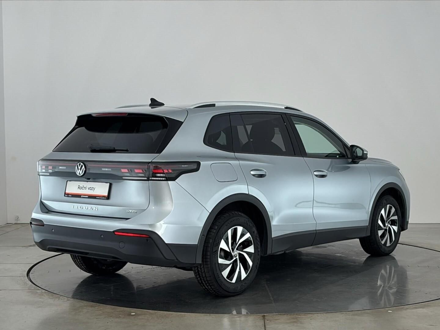 Volkswagen Tiguan, 1.5 eTSi / 110 kW Life - fotka 2