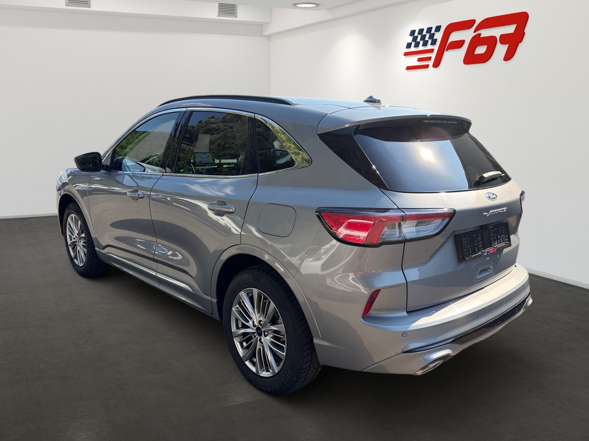 Ford Kuga, 4x4 2,5HEV VIGNALE TOP VÝBAVA - fotka 4