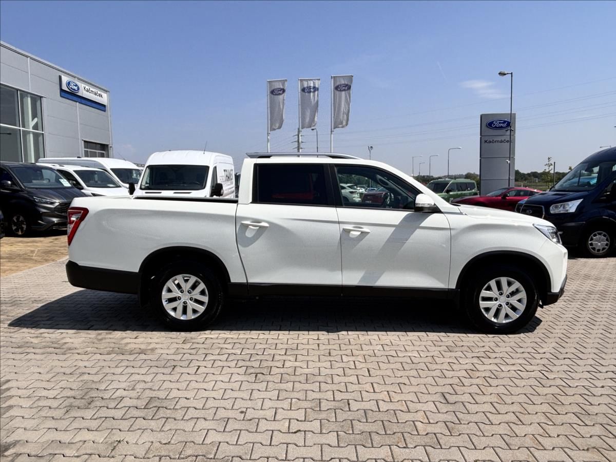 KGM Musso Grand, 2,2 e-XDI Style 4WD 148kW - fotka 6