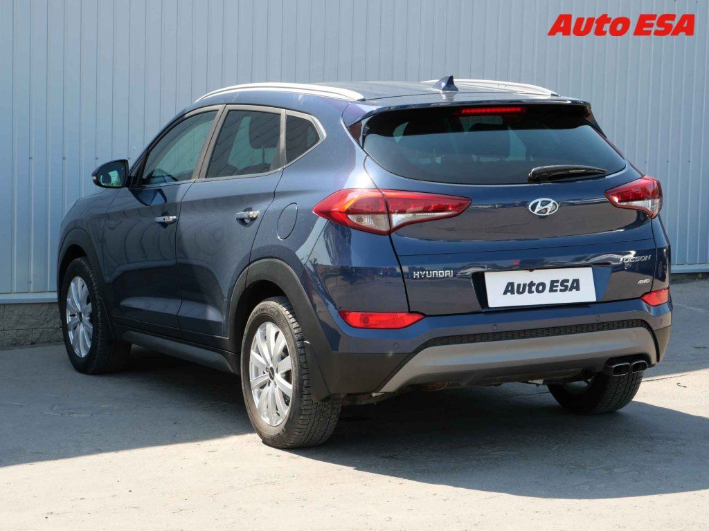 Hyundai Tucson, 2.0 CRDi 4x4,ČR,STK6/28 - fotka 6