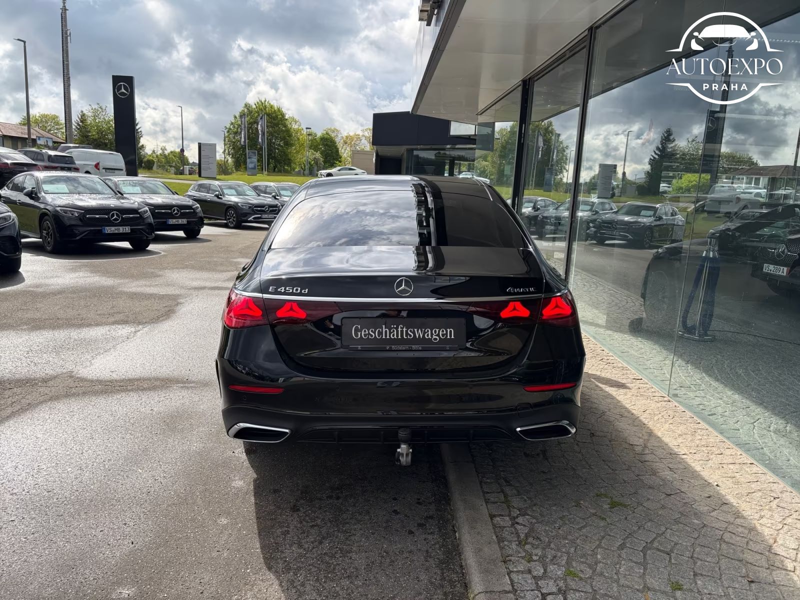 Mercedes-Benz Třídy E, E 450d 4M AMG+AMBIENTE - fotka 5