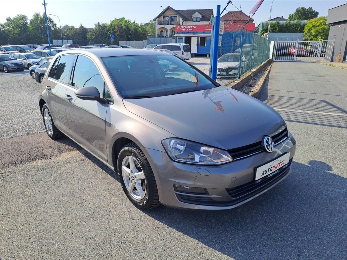 Volkswagen Golf, 1,2 TSI DSG - fotka 2