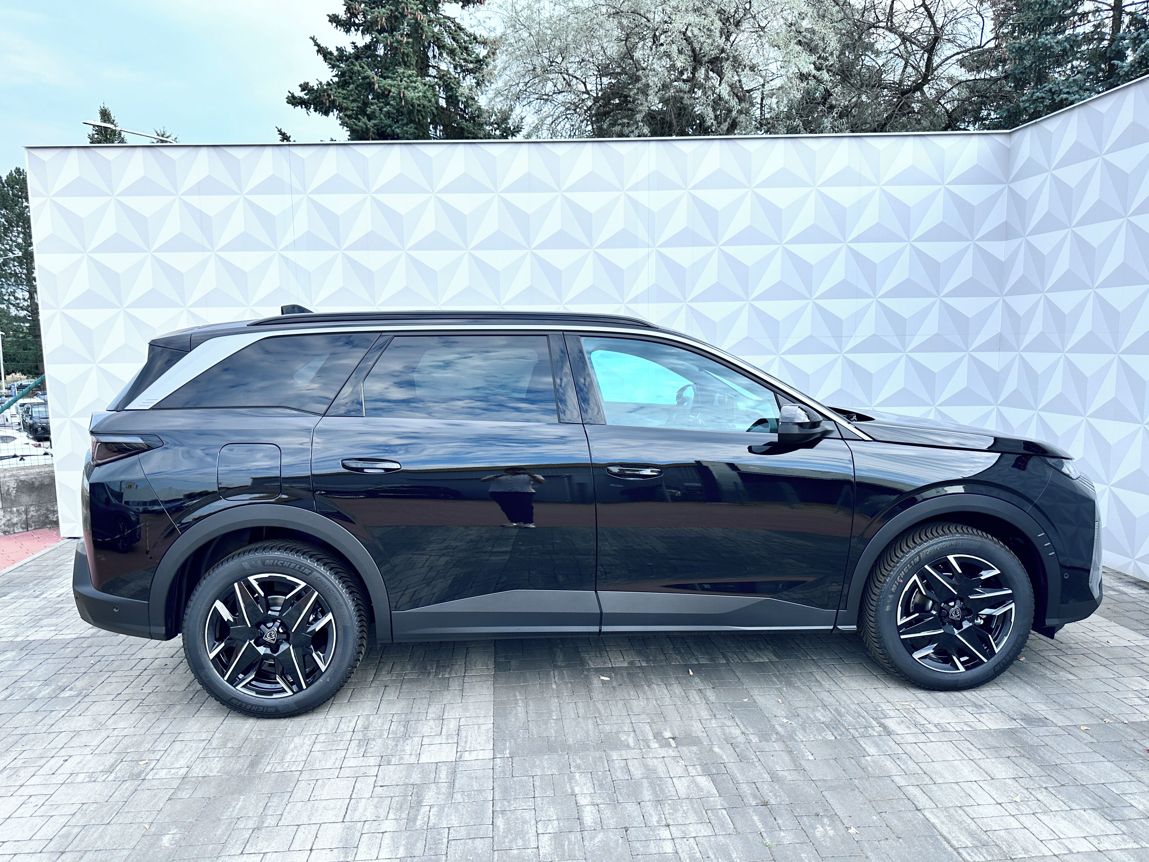 Peugeot 5008, BUSINESS Hybrid 145 e-DCS6 - fotka 5