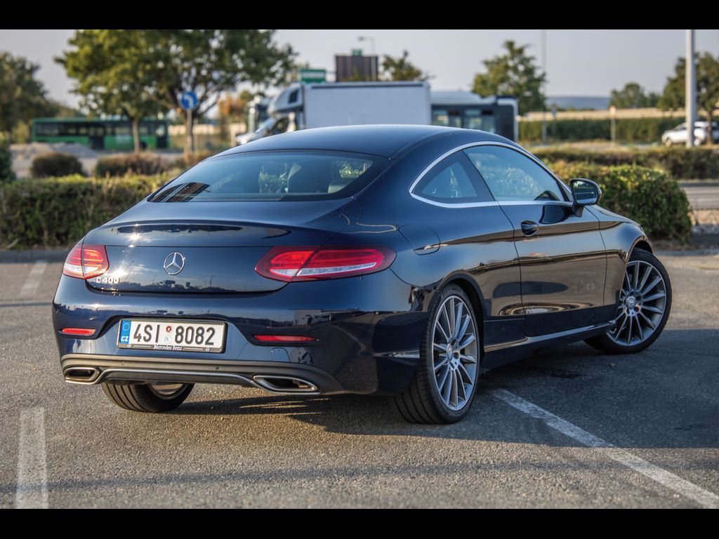 Mercedes-Benz Třídy C, 4MATIC 2016 - fotka 4