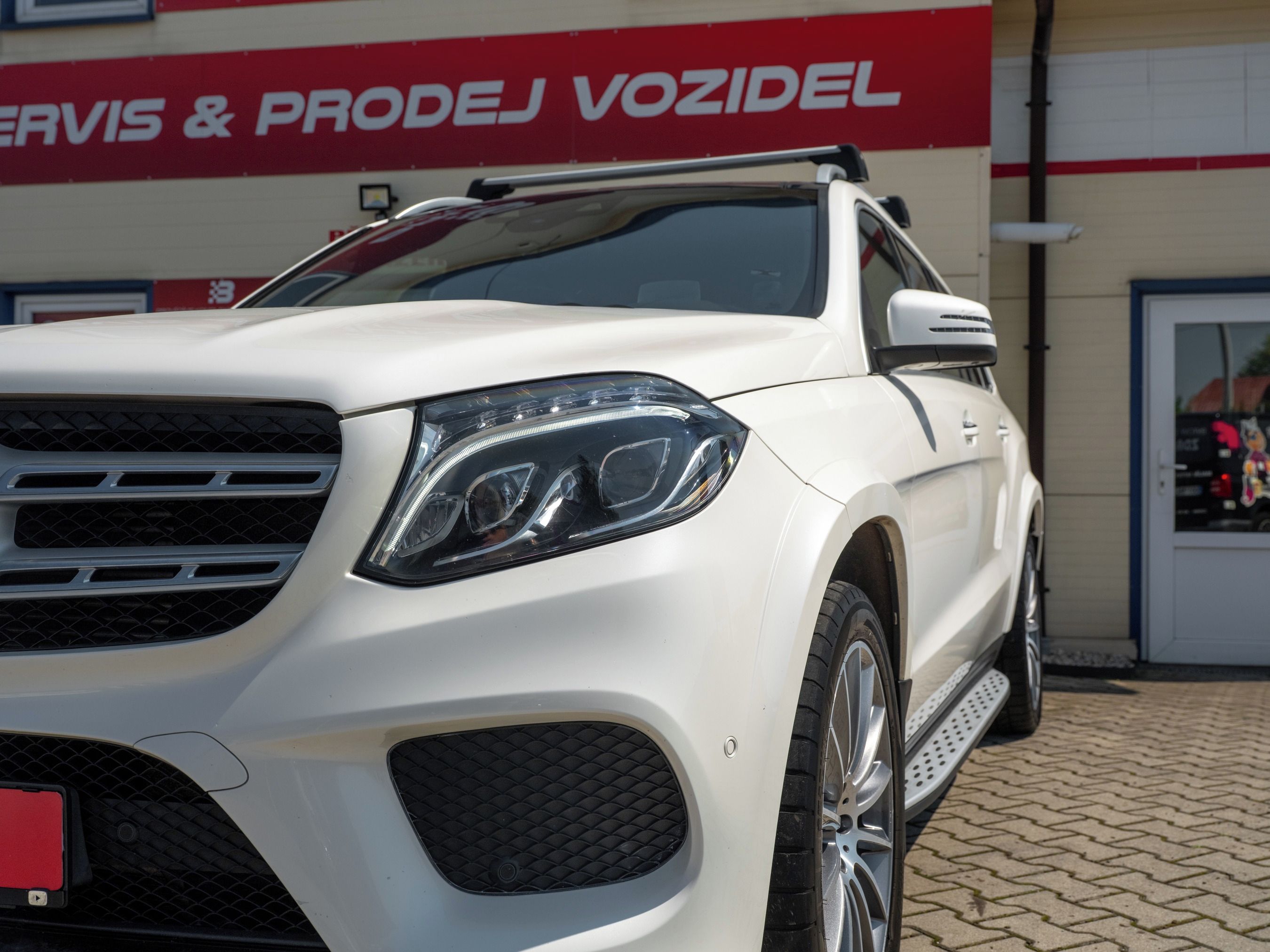 Mercedes-Benz GLS, 350d, Bang Olufsen, masáže,7m. - fotka 5