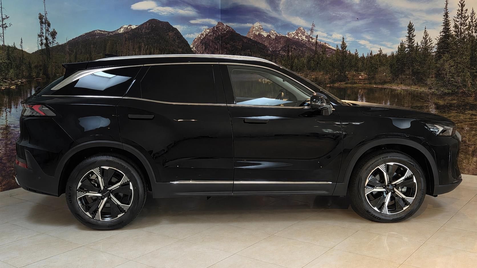BAIC X7, 1.5T 130kW 7DCT 4x2 - fotka 4