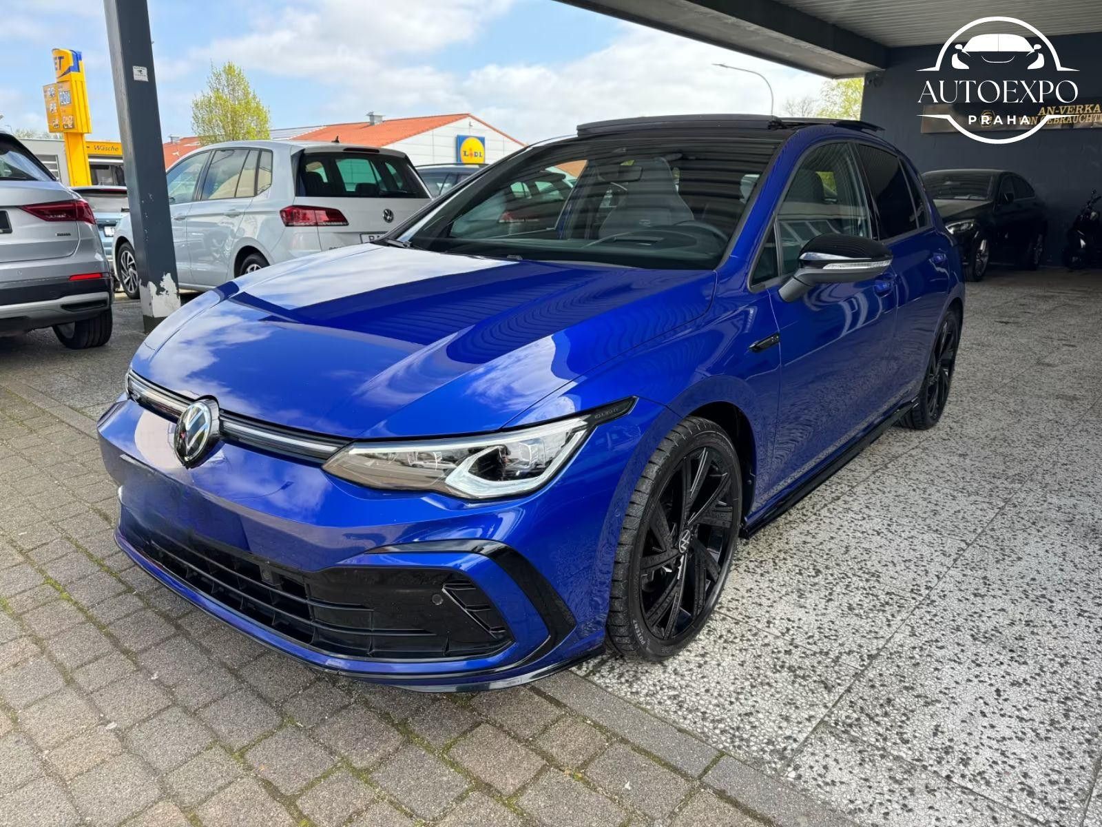 Volkswagen Golf, VIII 2.0 TSI R-Line*PANORAMA