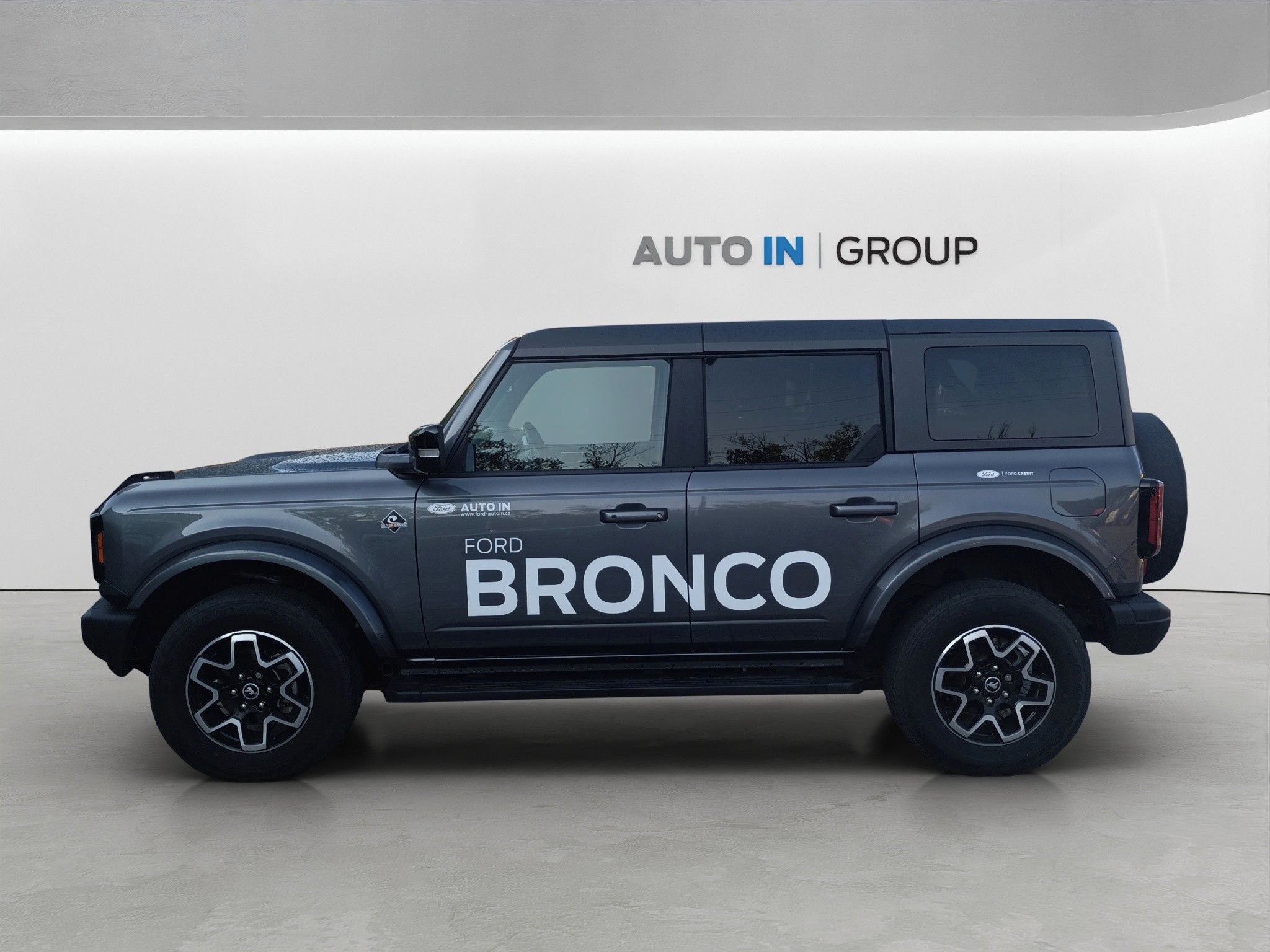 Ford Bronco, Bronco Outer Banks 2.7 EcoBoos - fotka 3