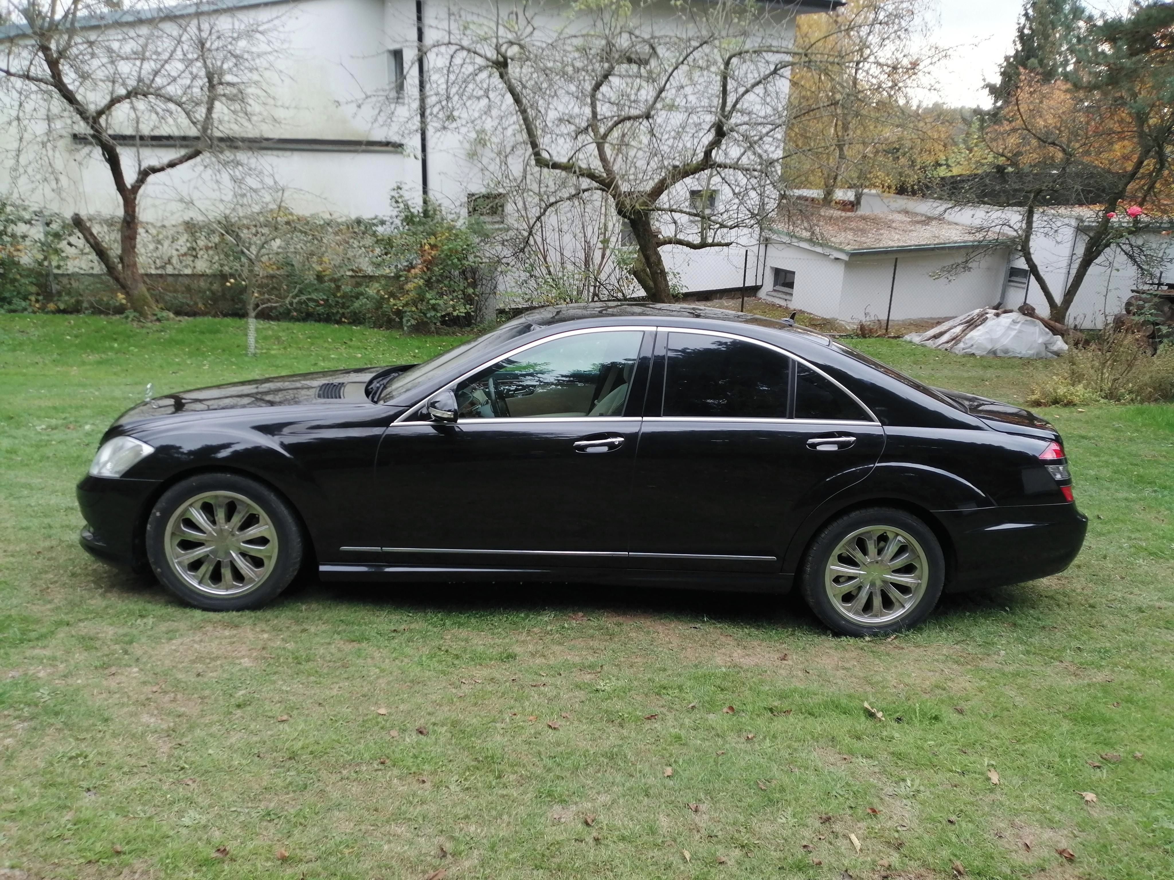 Mercedes-Benz Třídy S, 4MATIC - fotka 6