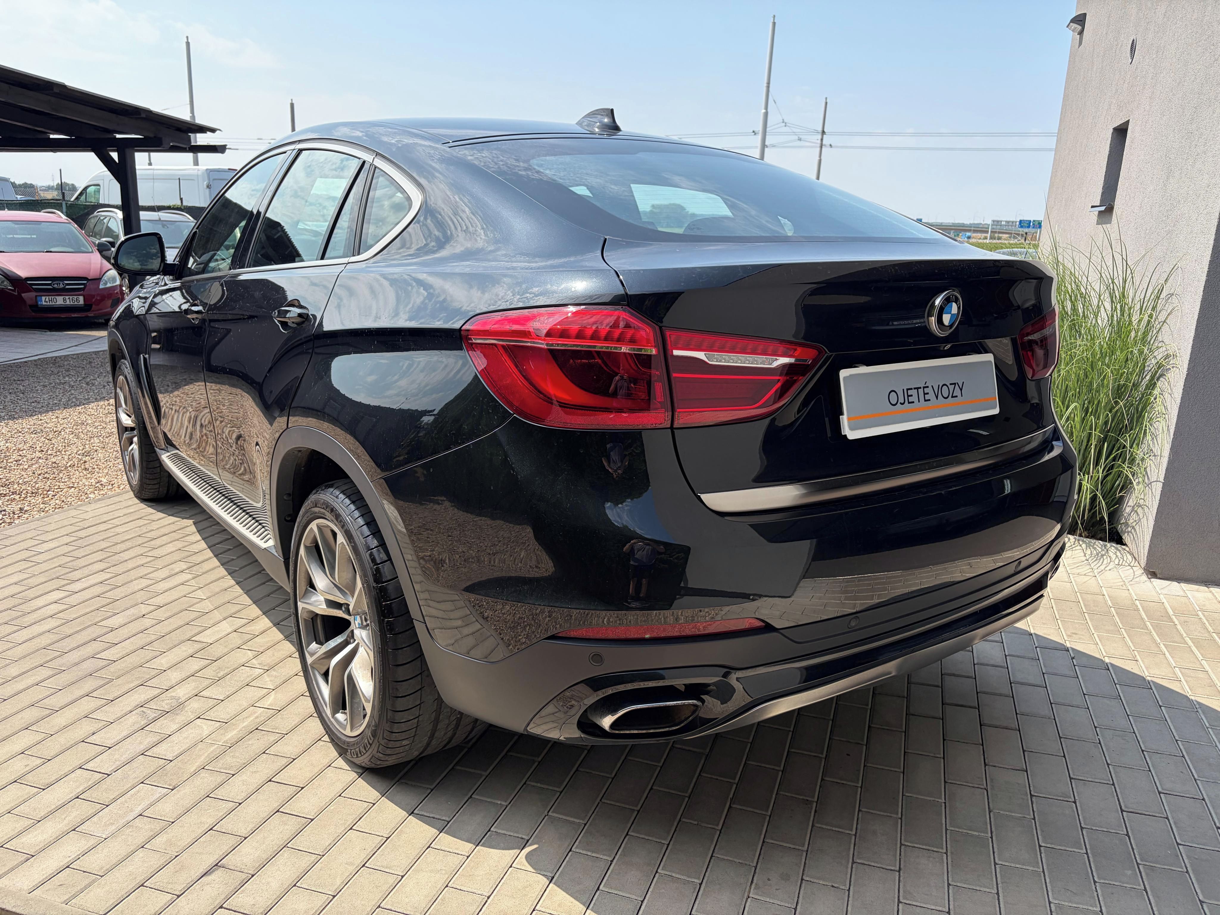 BMW X6, 4.4i V8 330KW xDrive - fotka 5