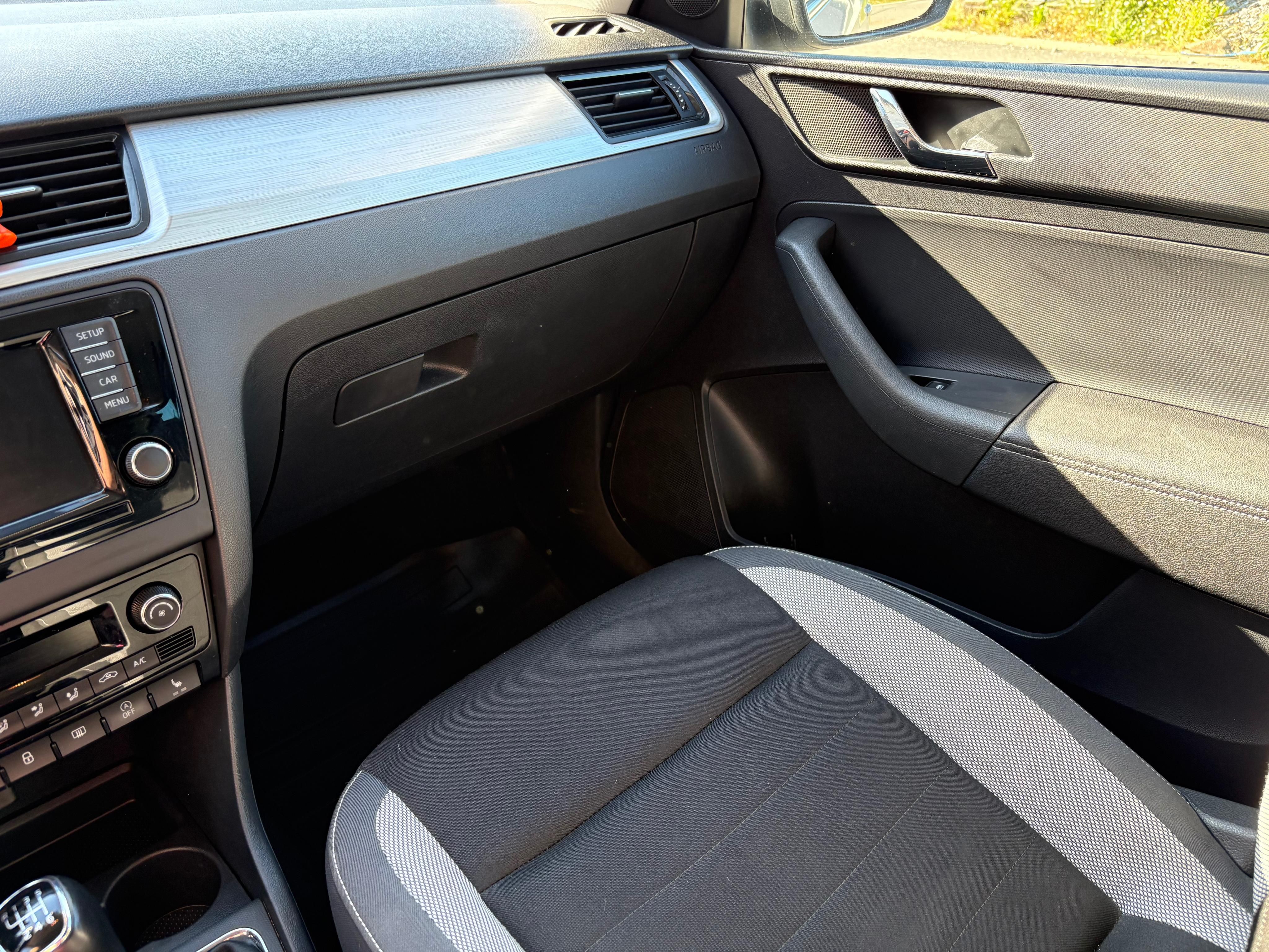 Škoda Rapid, 1.2 TSI, 81kW - fotka 5