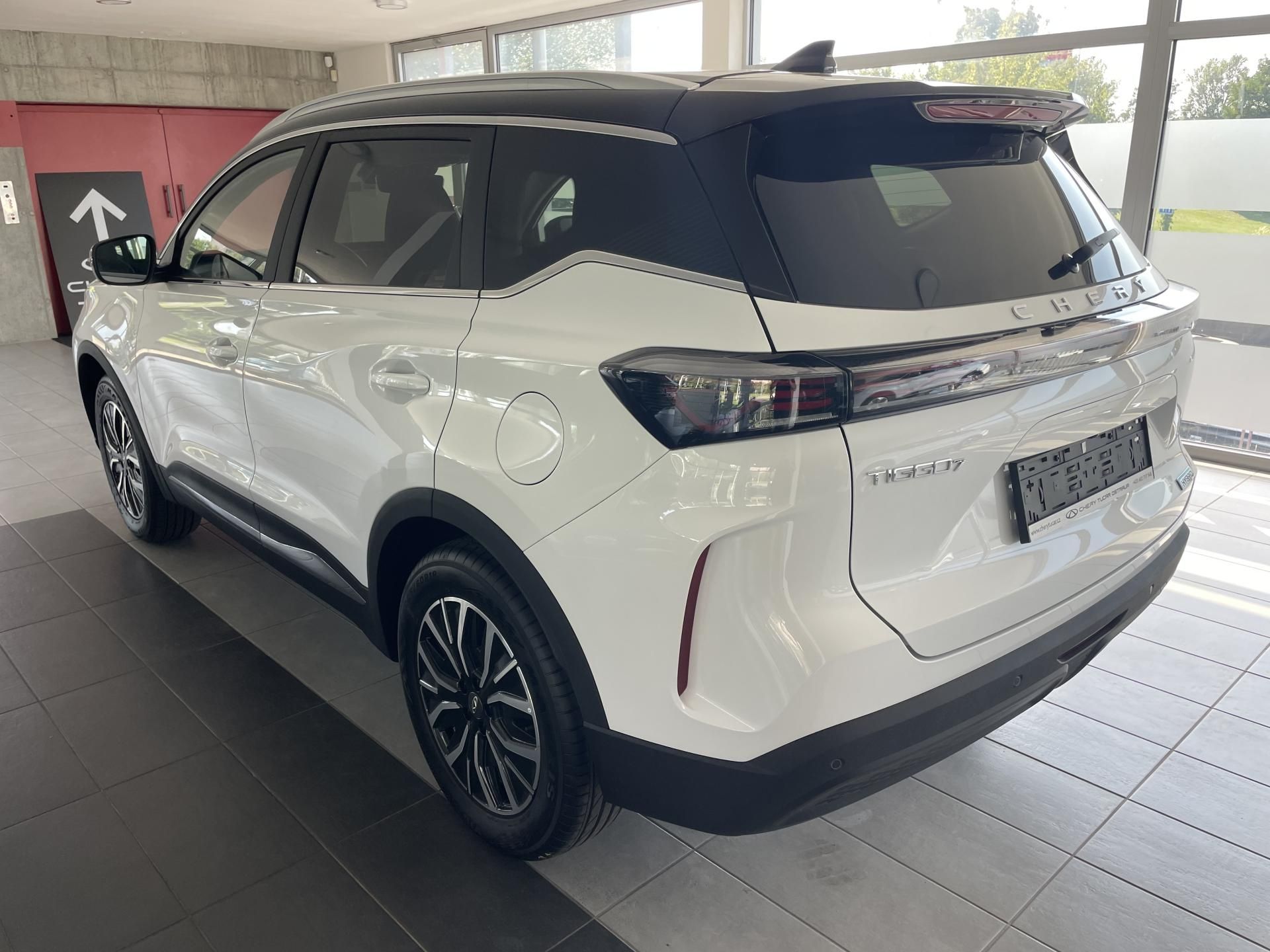 Chery Tiggo 7, 1,5T HEV Unique - fotka 3