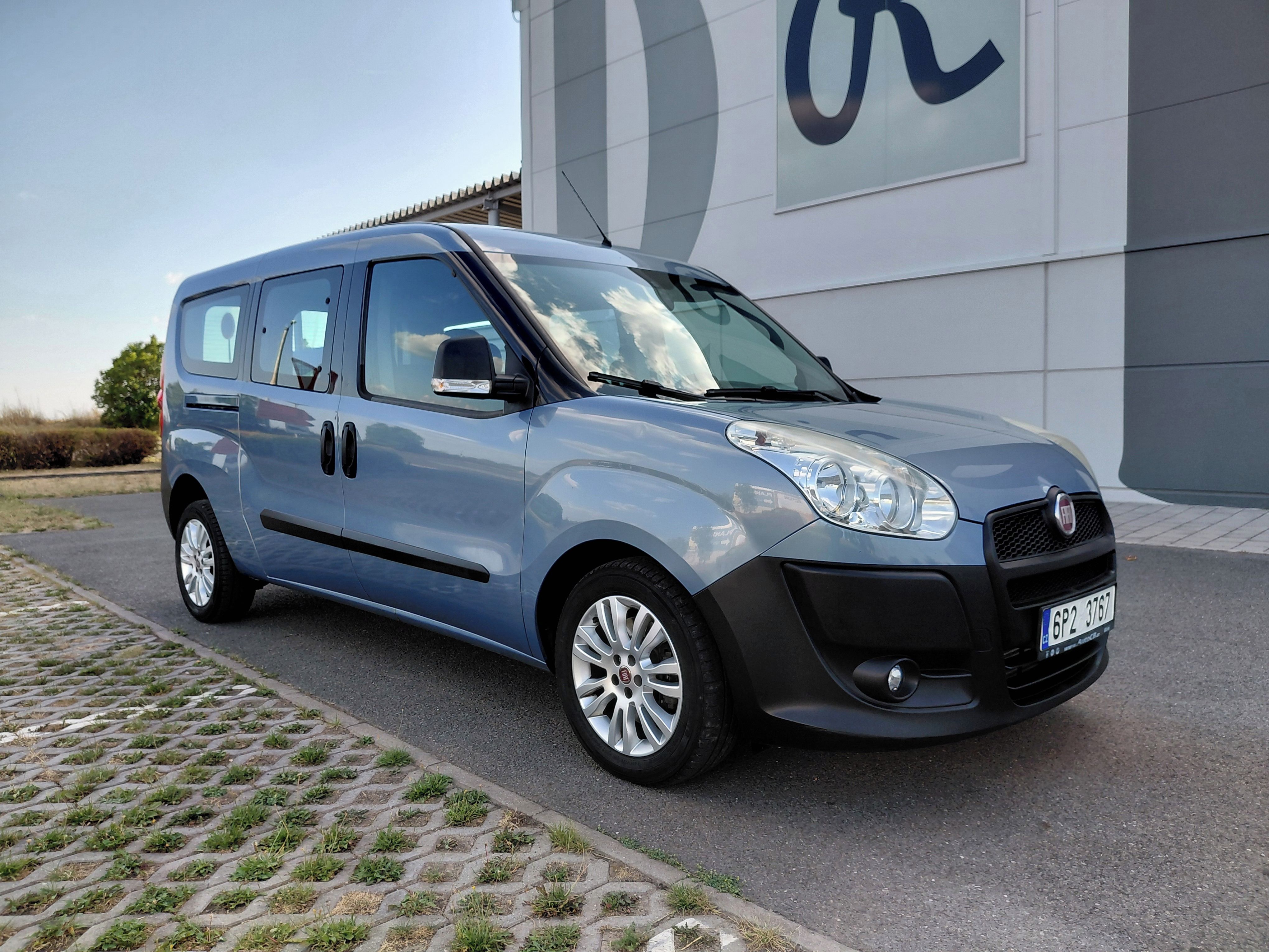 Fiat Dobló, 1.6JTD 77KW 1.MAJ VELMI PĚKNÉ