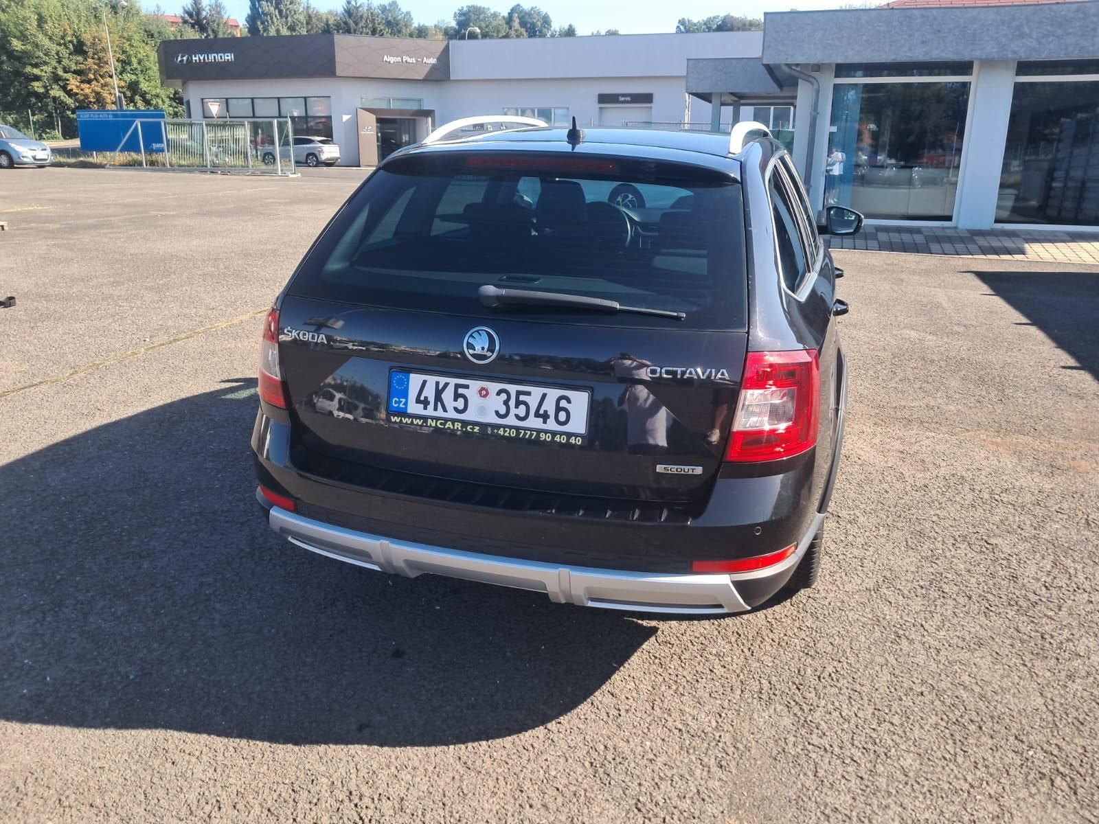 Škoda Octavia, 2,0 TDI 110 kW SCOUT - fotka 6