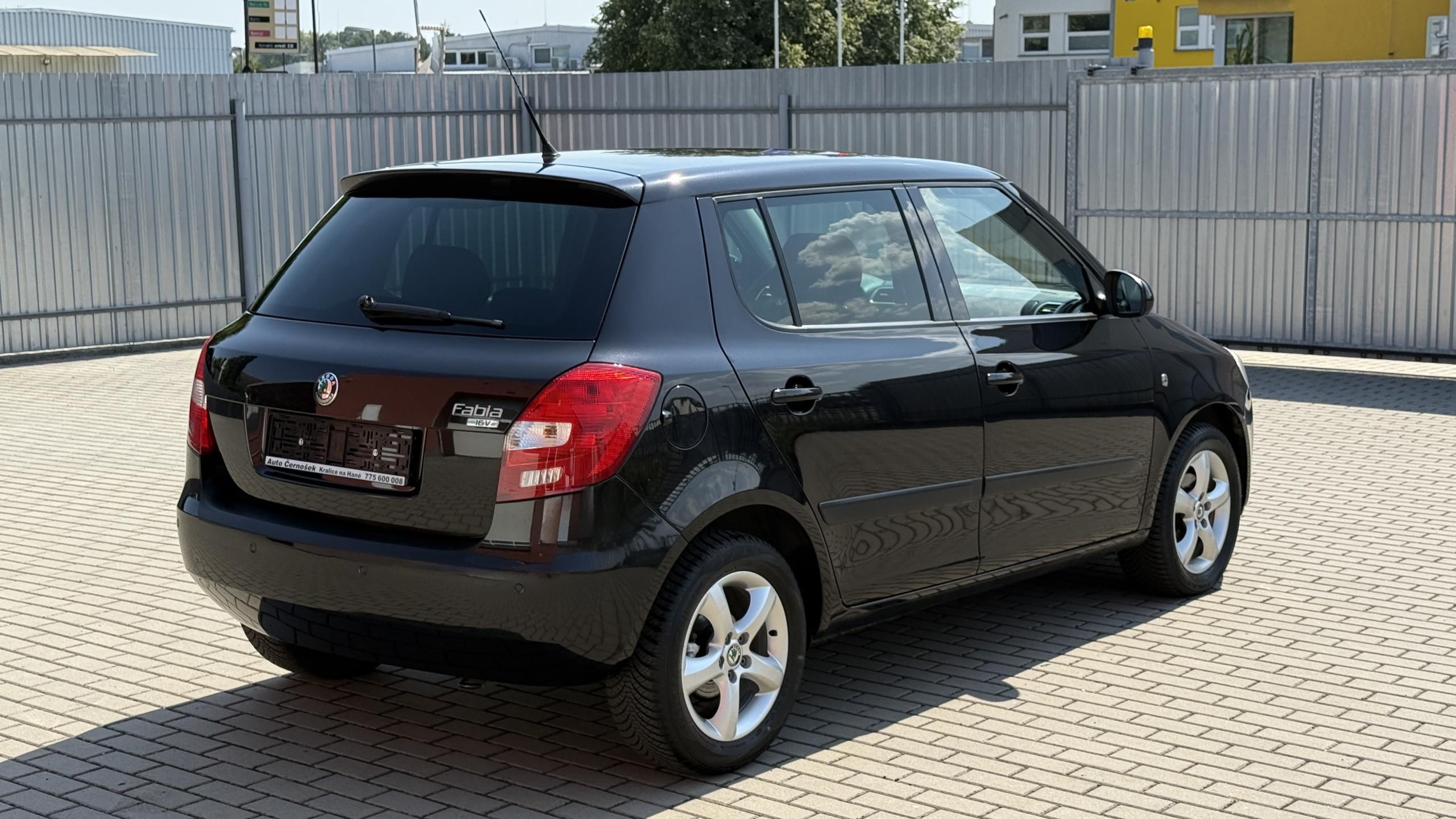Škoda Fabia, 1.4 16V*63kW*STYLE-EDITION*TOP - fotka 3