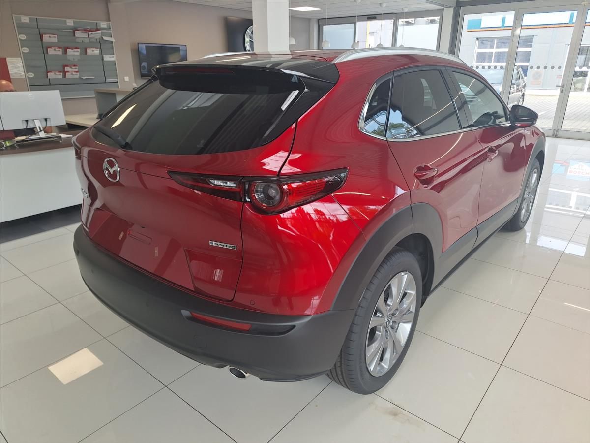Mazda CX-30, 2.5 G 140k 6MT FWD Exclusive-L - fotka 2