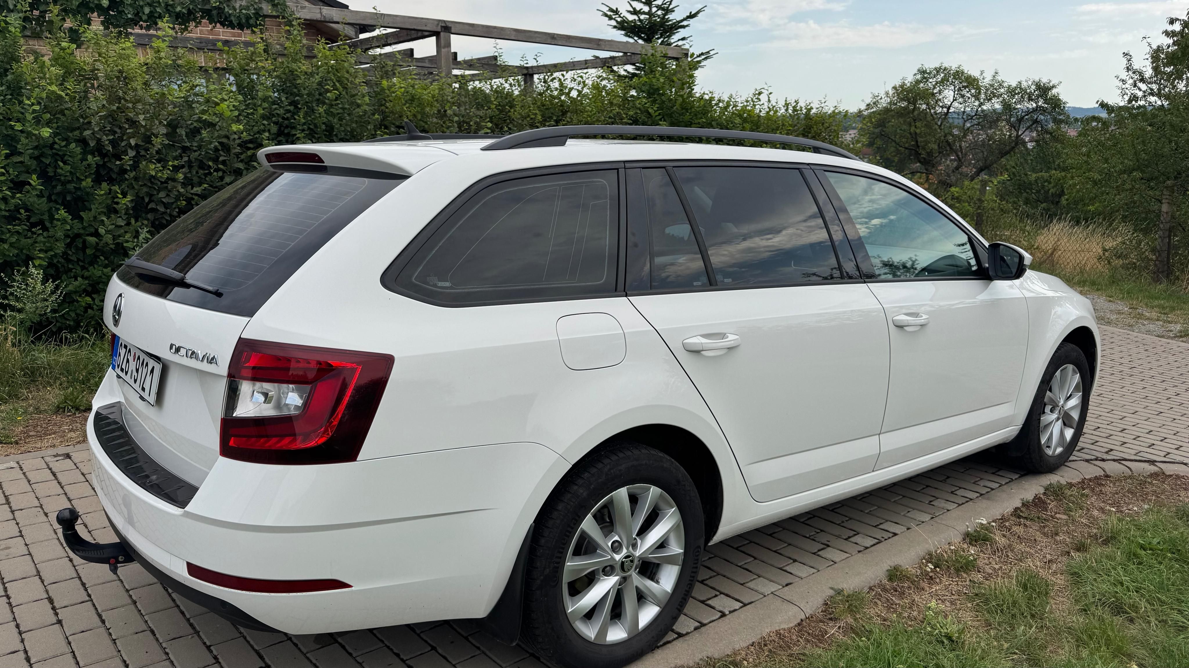 Škoda Octavia, 2.0TDi 110kW AMBITION+ CZ - fotka 4