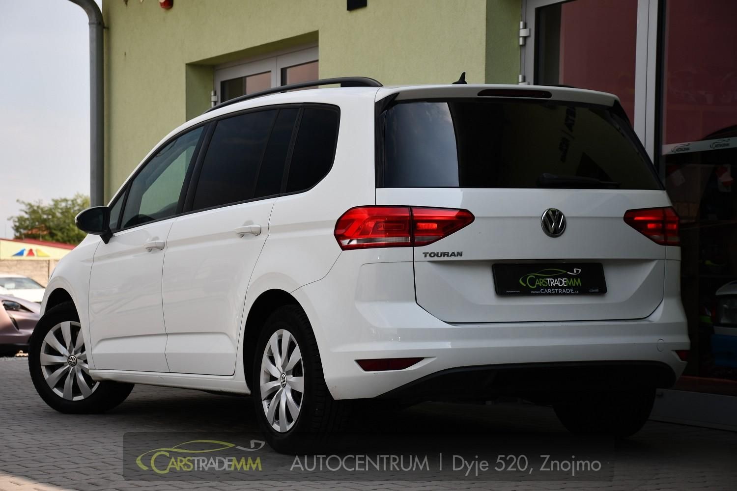 Volkswagen Touran, 1.6TDi DSG - fotka 3