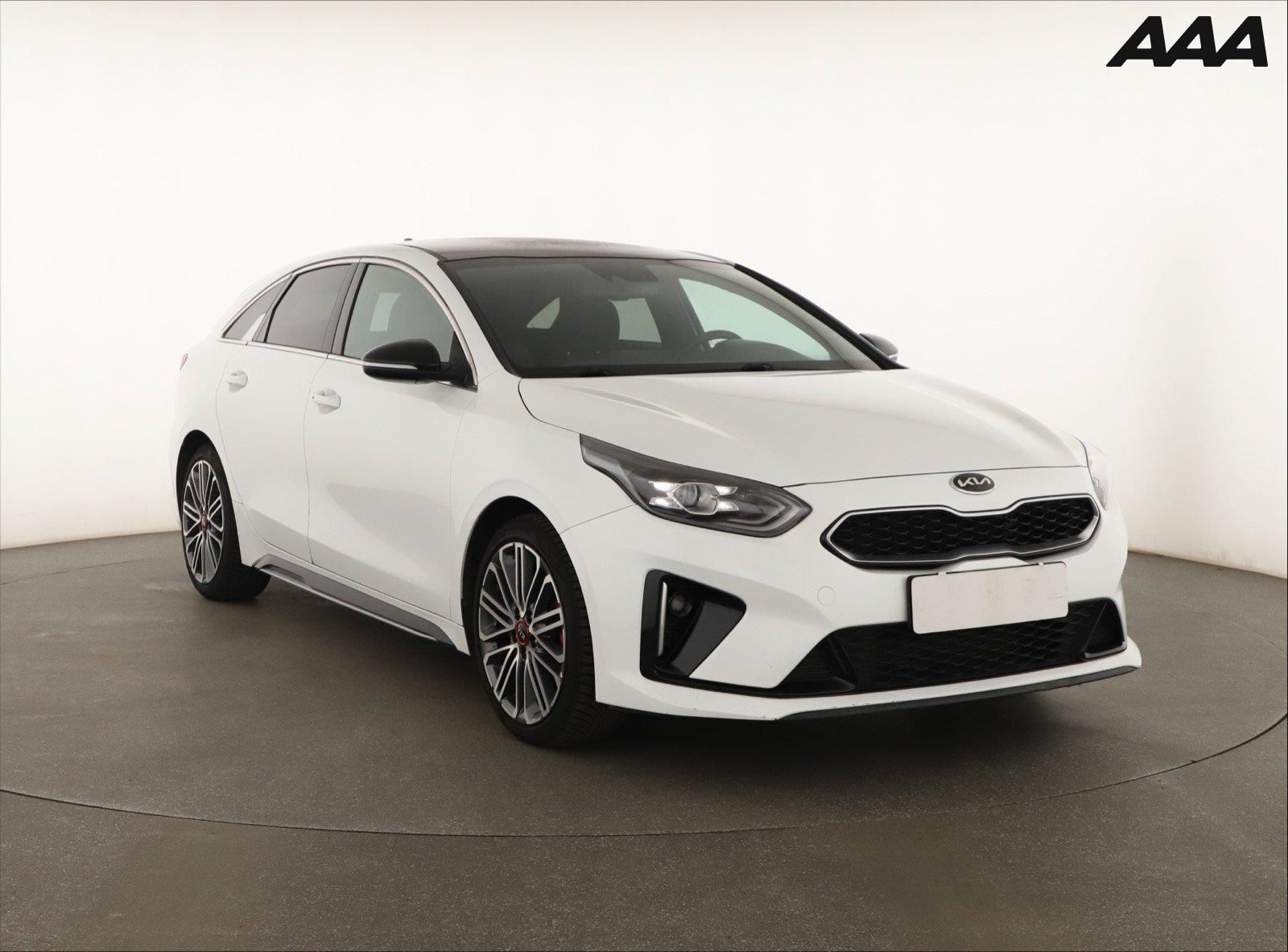 Kia ProCeed, 1.4 T-GDI, Serv.kniha, Navi