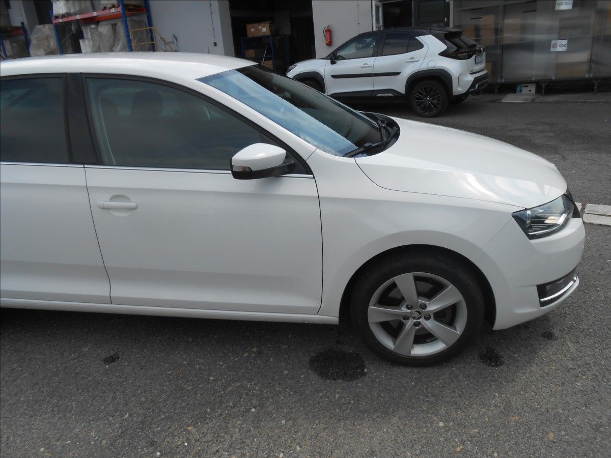 Škoda Rapid, 1,0 TSi 81Kw Digiklima, Výhřev - fotka 4