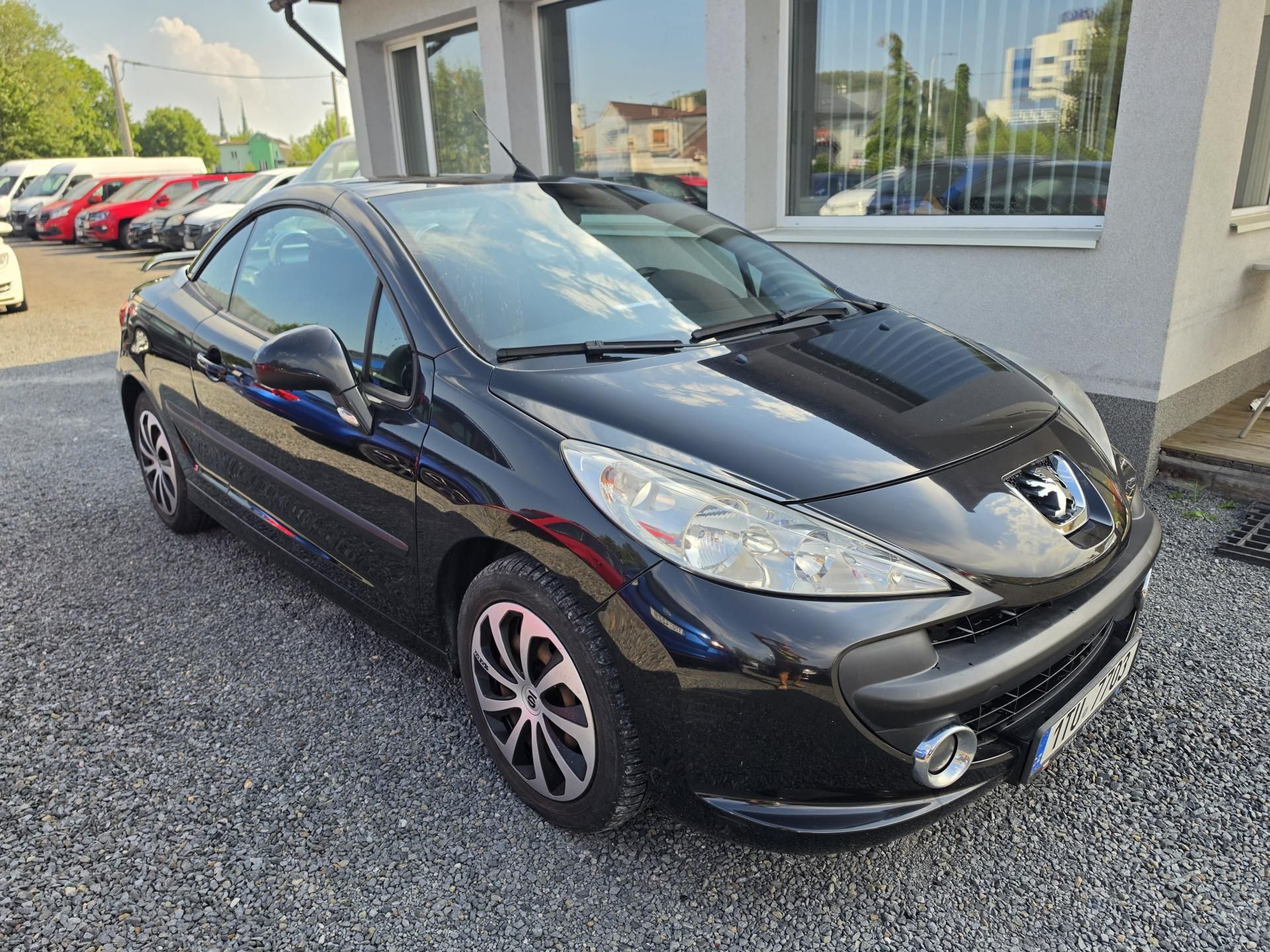 Peugeot 207, 1.6 i Kabriolet - fotka 2