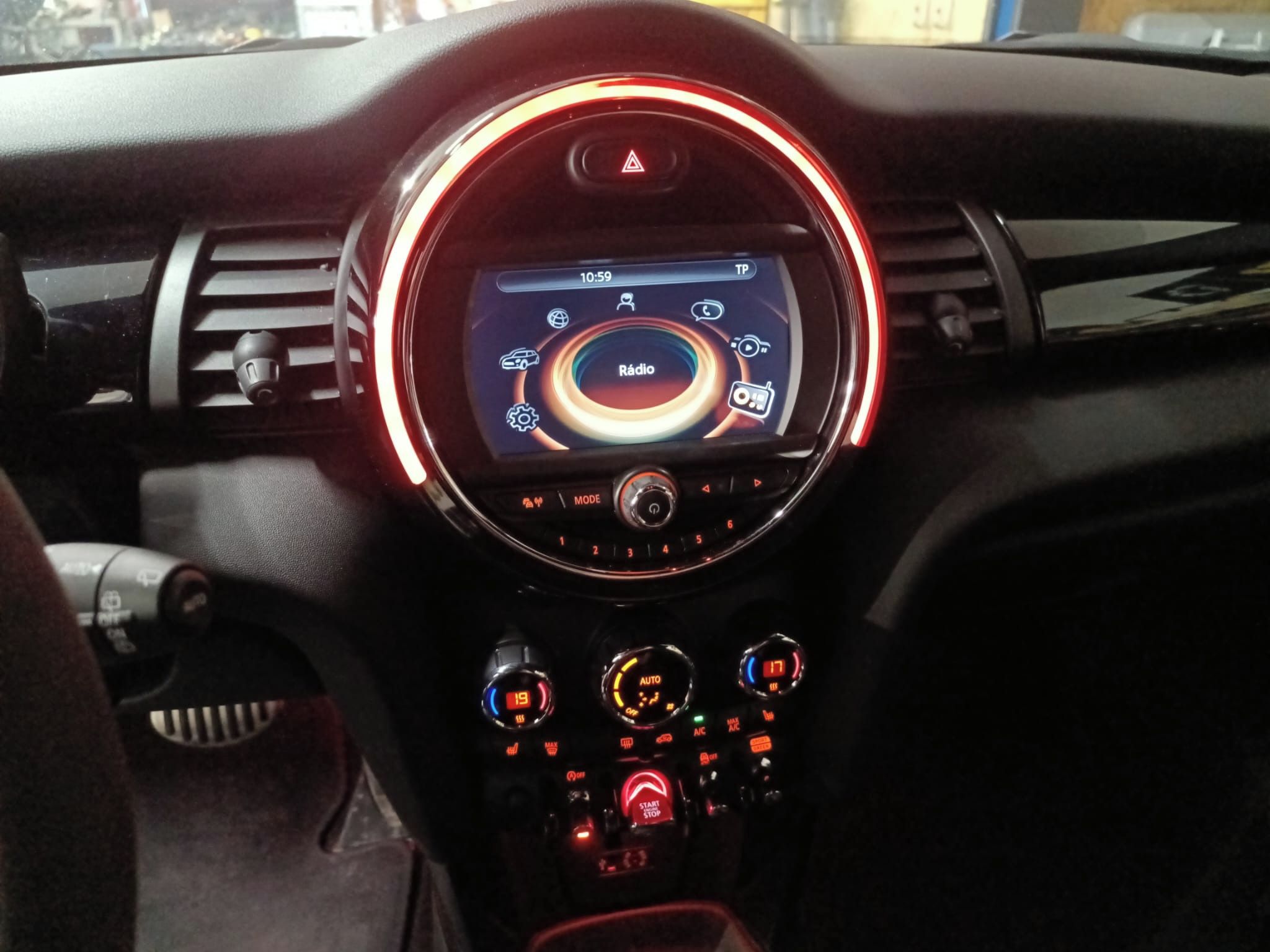 Mini Cooper, Automat, 46 600 km - fotka 6