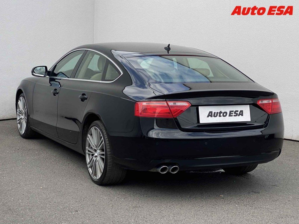 Audi A5, 2.0 TDi quattro s-tronic - fotka 6