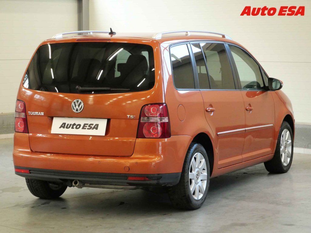 Volkswagen Touran, 1.4tsi,AT - fotka 4
