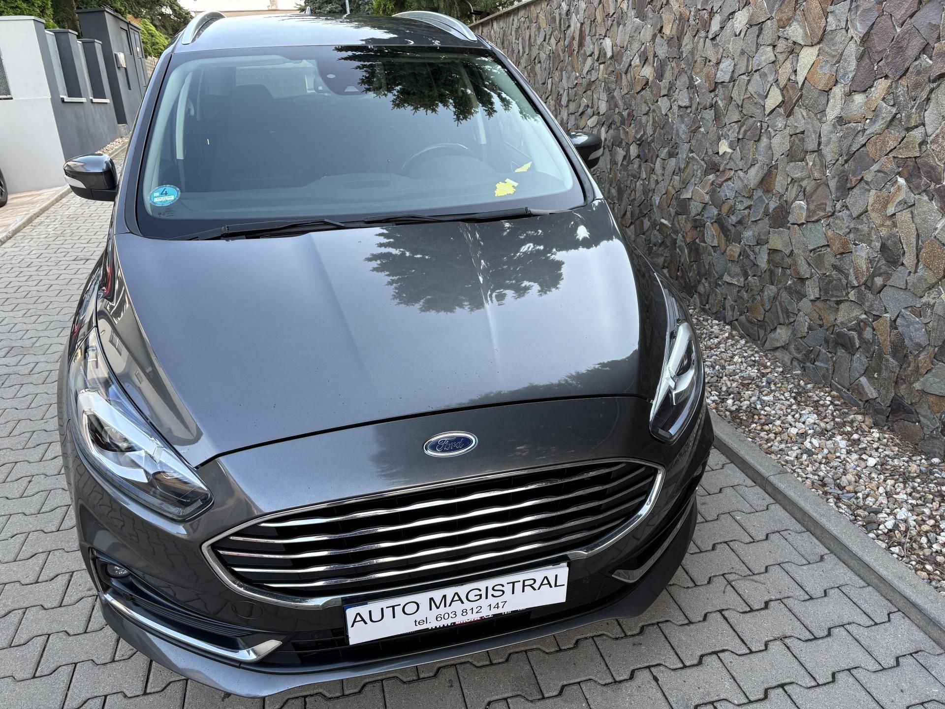 Ford Galaxy, 2.0 EcoBlue  Titanium 7 míst - fotka 4