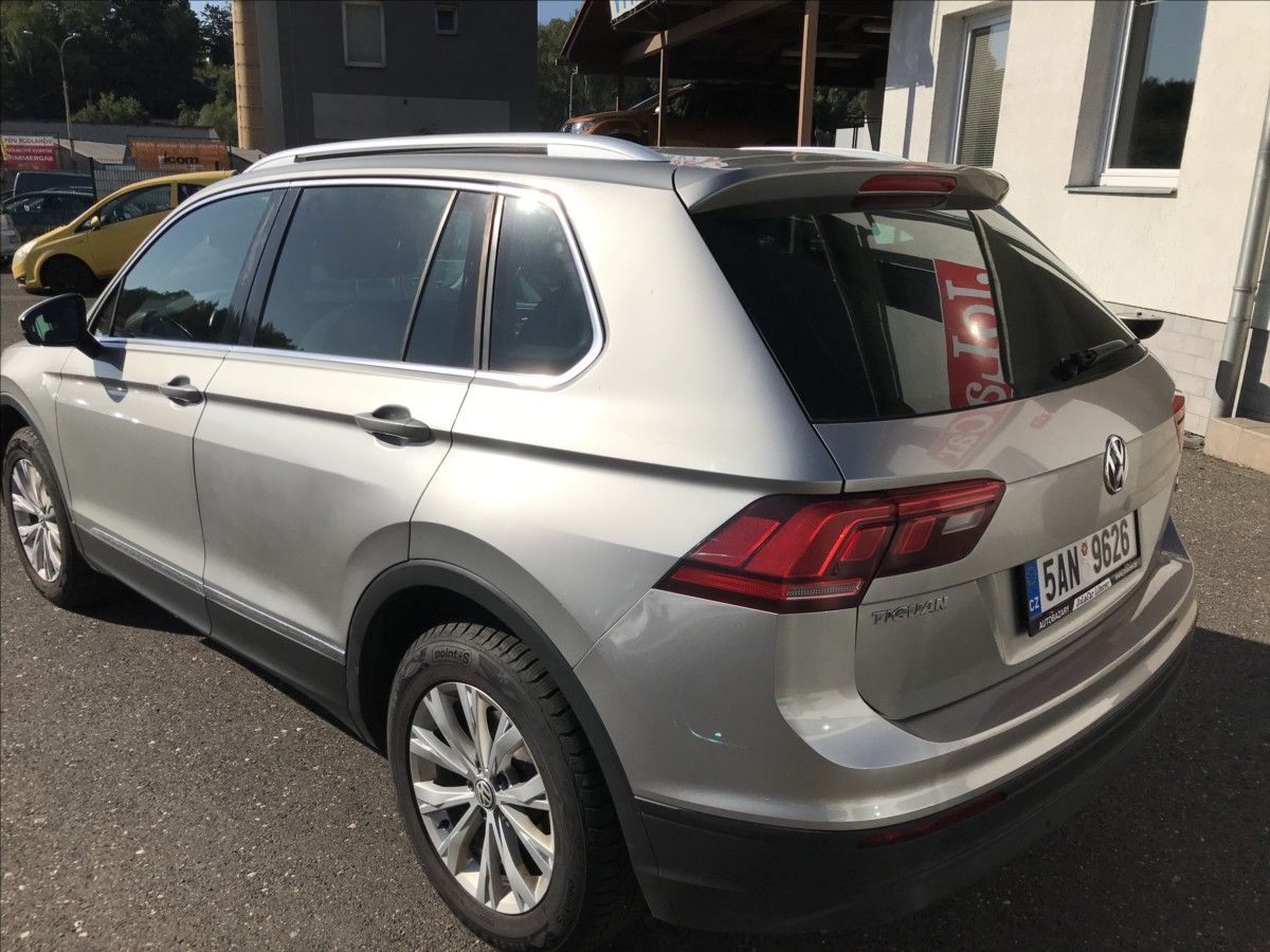 Volkswagen Tiguan, 2,0 TDi 4x4 110kW - fotka 5
