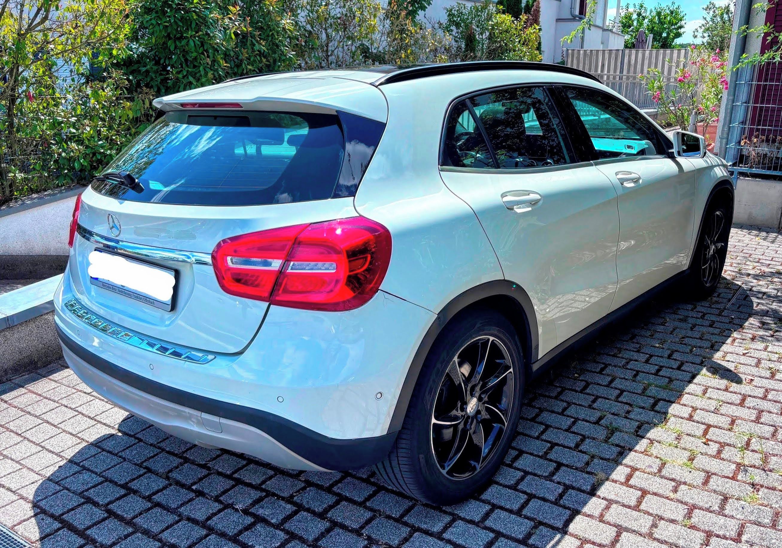 Mercedes-Benz GLA, 220d 4Matic Model 2016 = 130kW - fotka 4