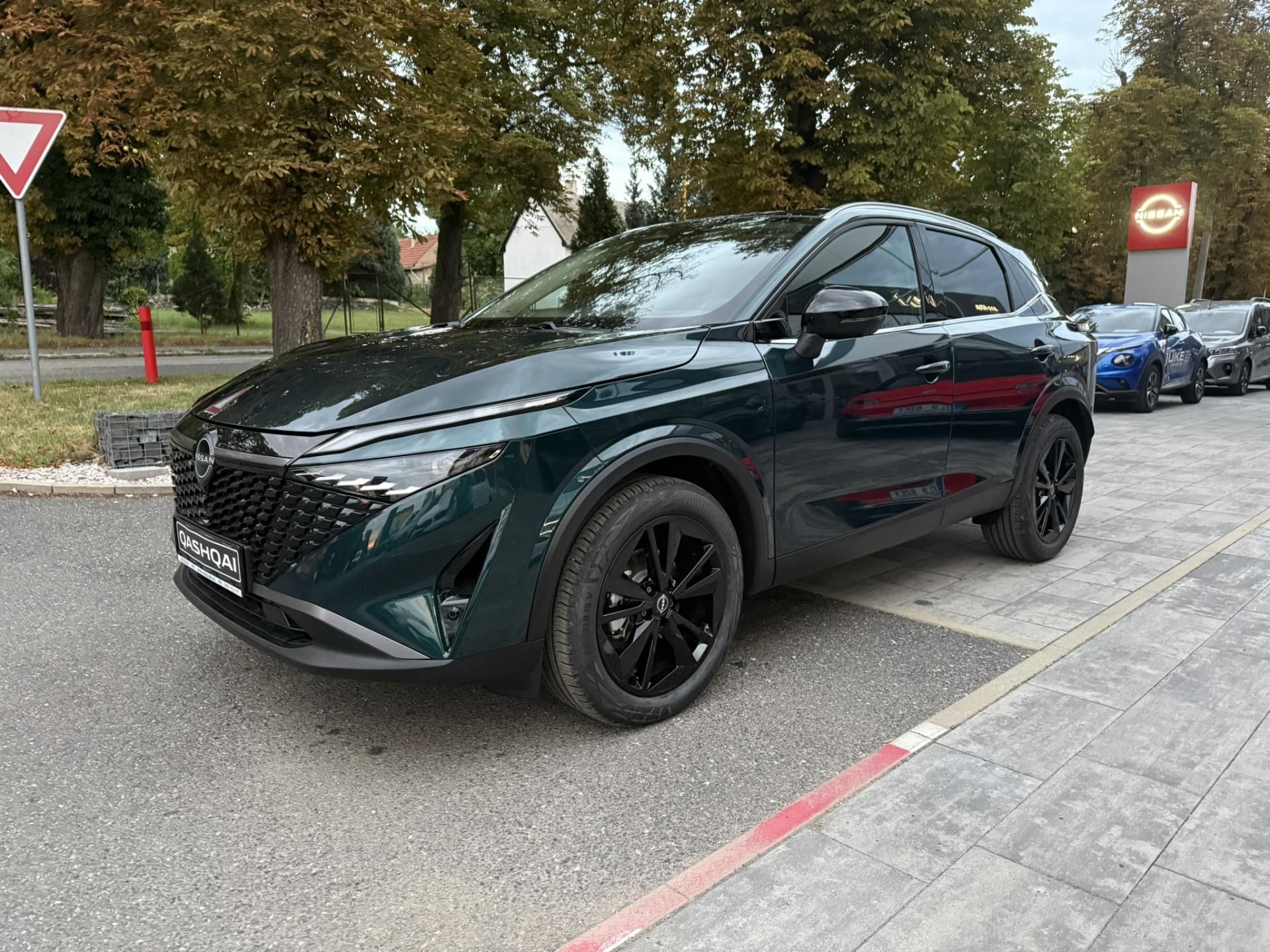 Nissan Qashqai, DIG-T X-TRONIC TEKNA + BOSE - fotka 3