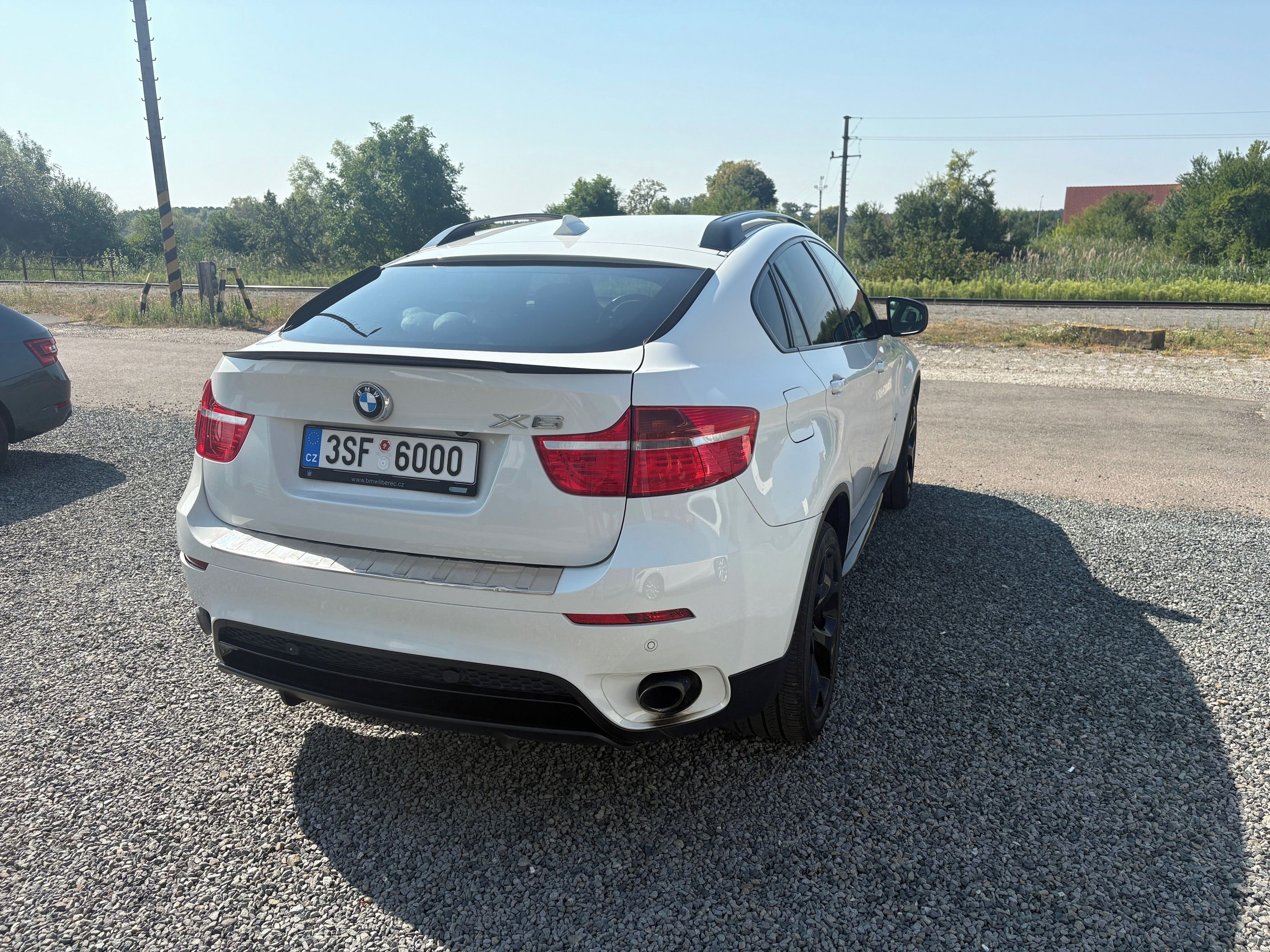 BMW X6 - fotka 4