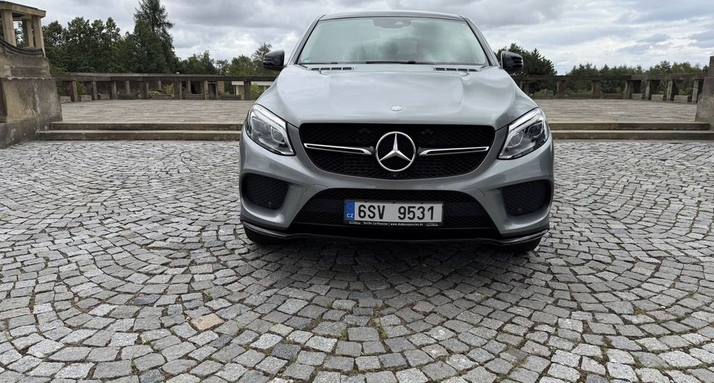 Mercedes-Benz GLE, AMG Line – panoramatická střec - fotka 6