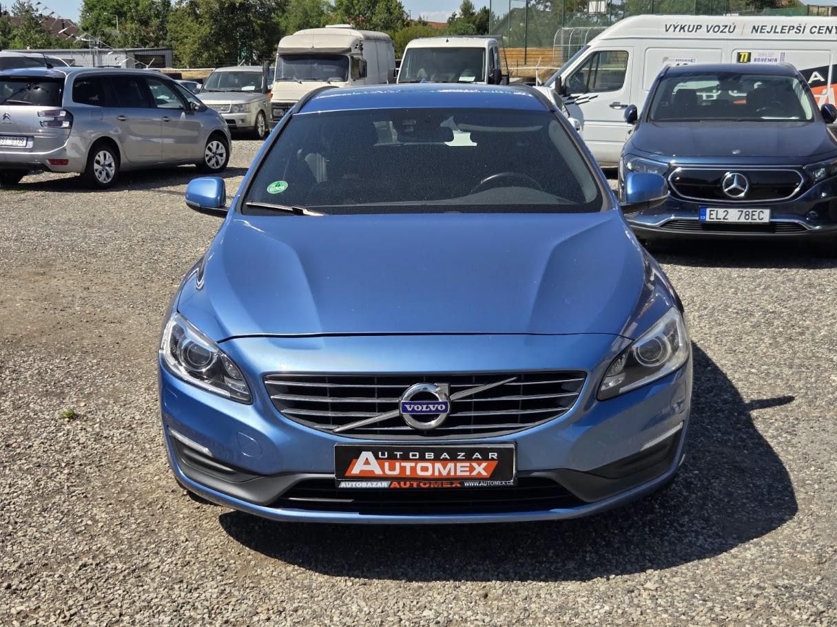 Volvo V60, 2.0 D4-120kw-NAVI-A/T-SUPER - fotka 2
