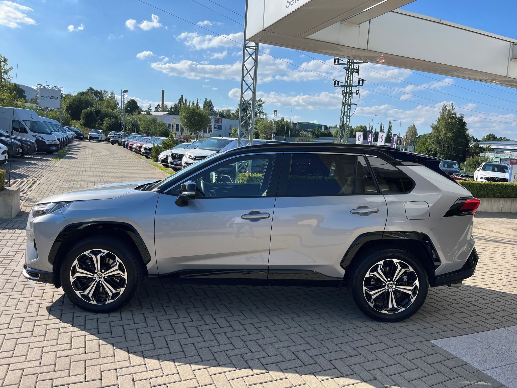 Toyota Rav4, 2.5 PHEV e-CVT 4WD Selection - fotka 3