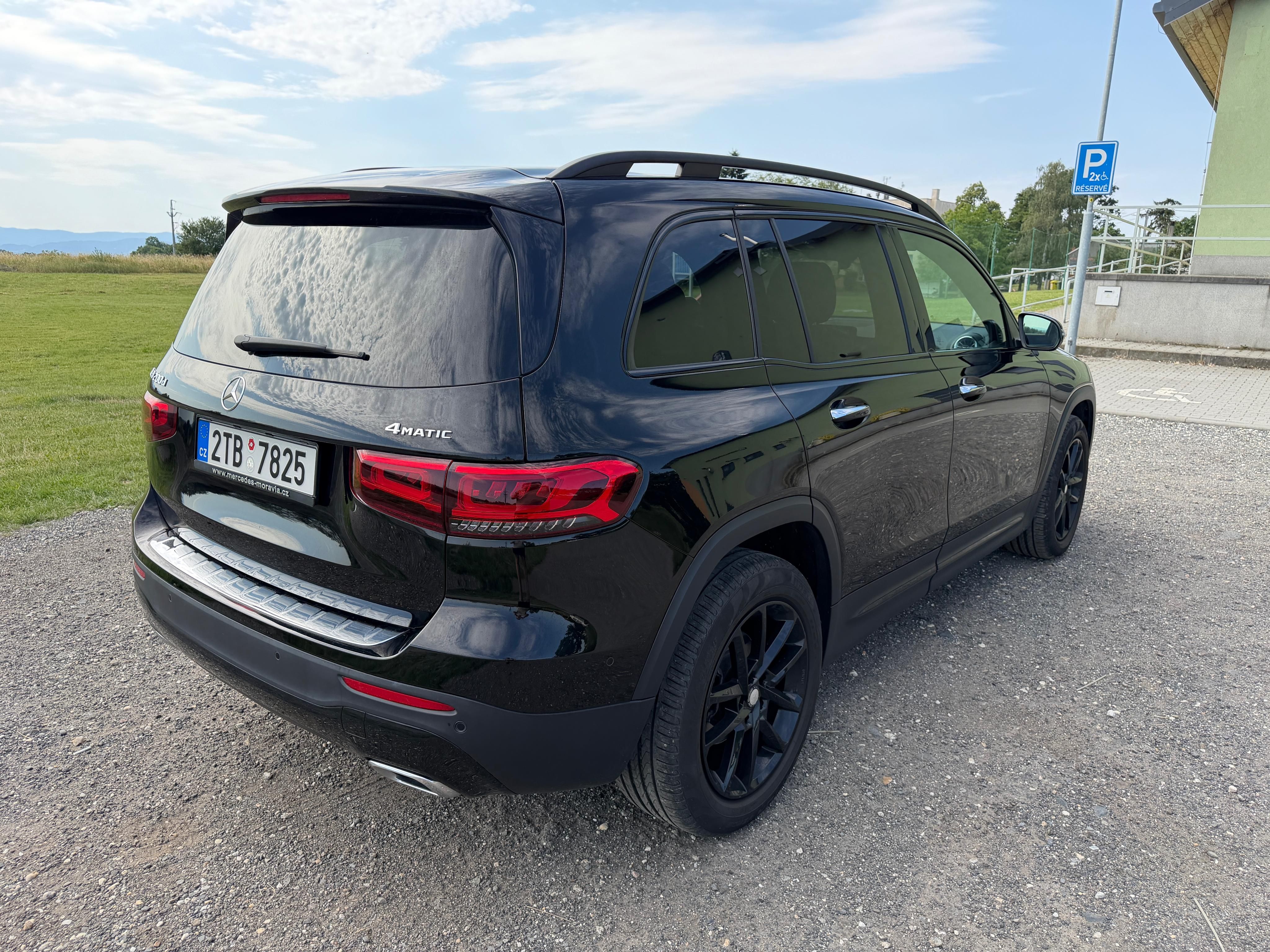 Mercedes-Benz GLB, GLB 200d 4MATIC, 4x4, AT, CZ - fotka 5